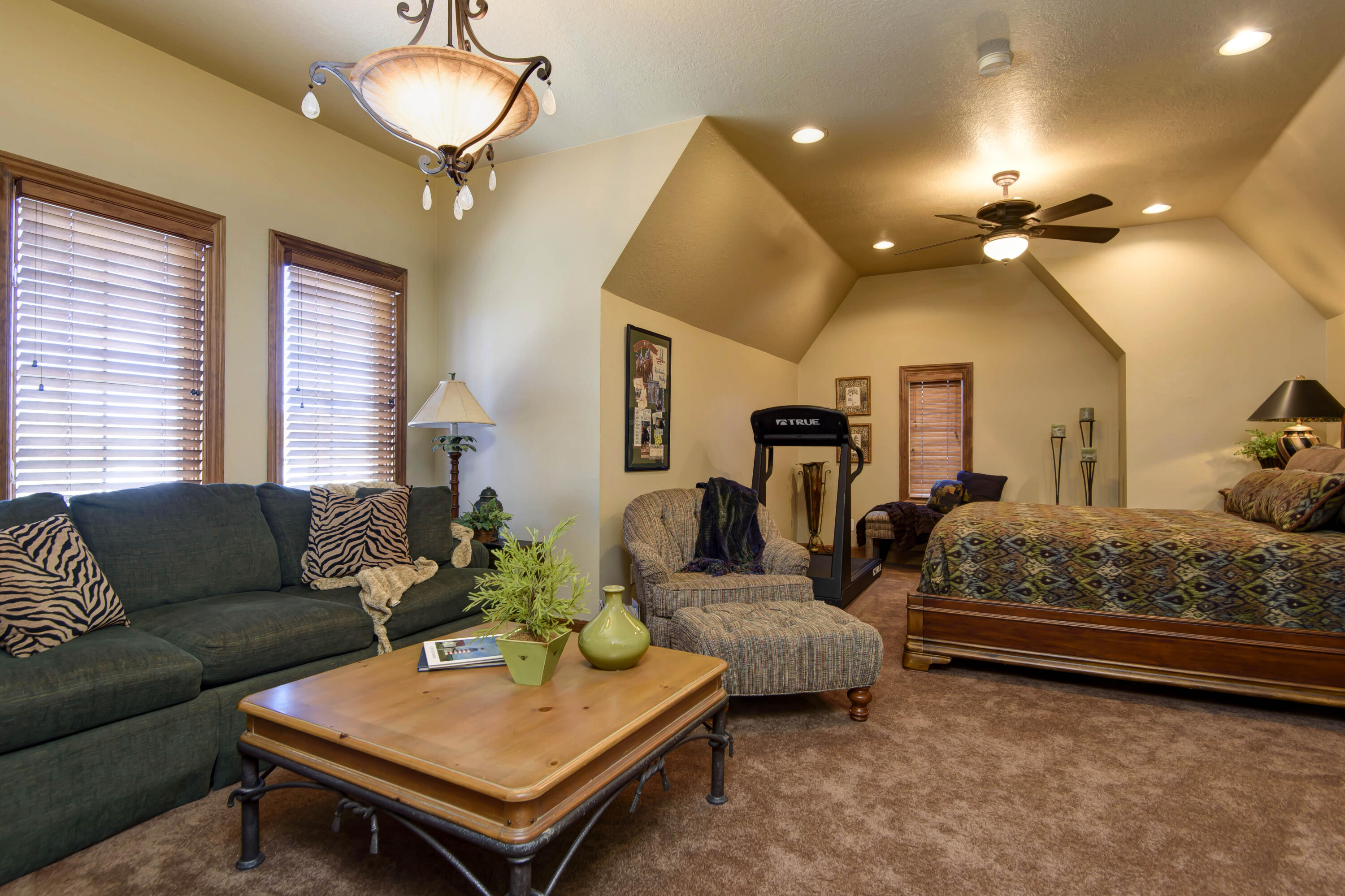 Eaglesgate - Residential