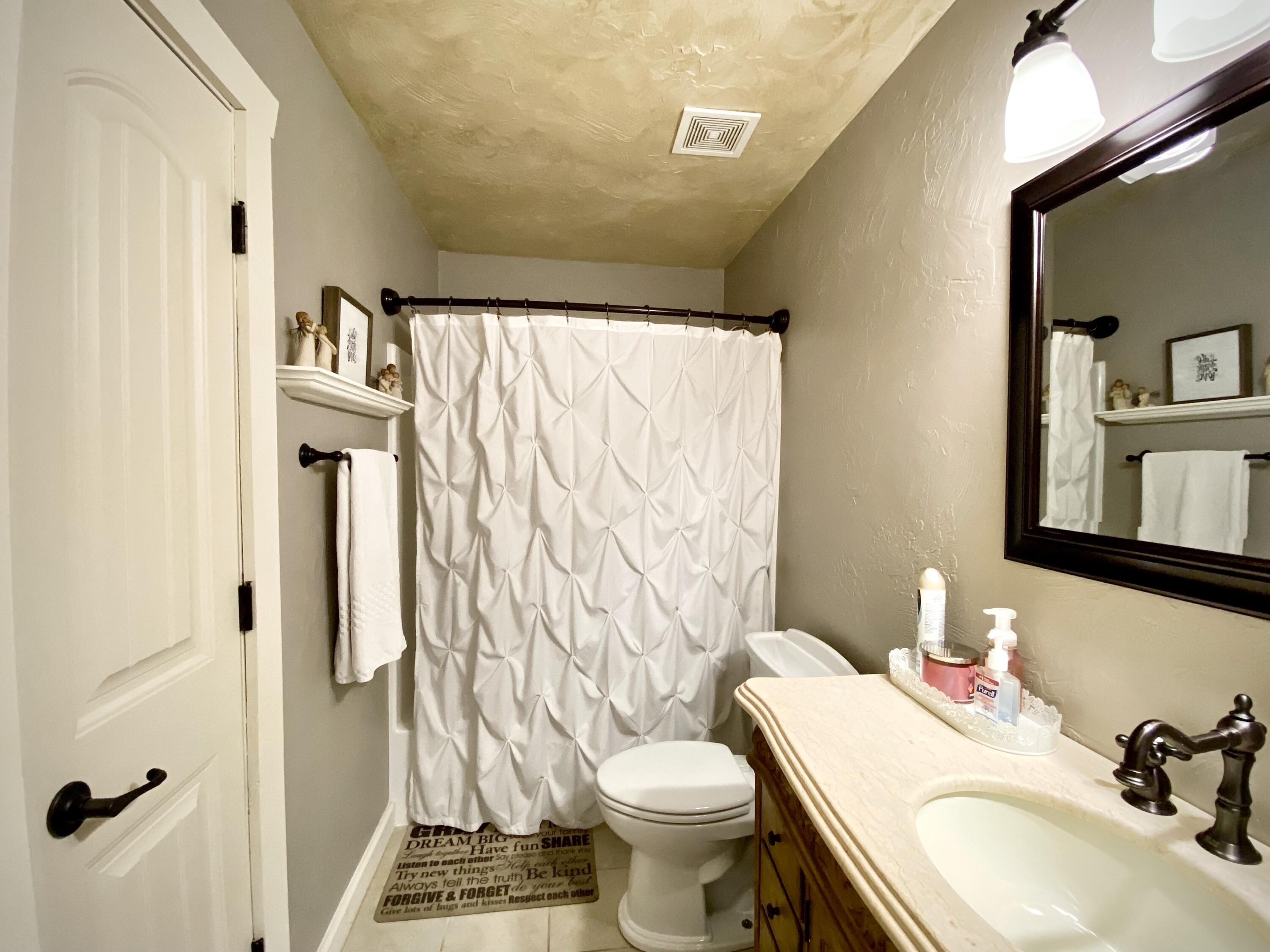 The Lakes Wild Horse - Residential