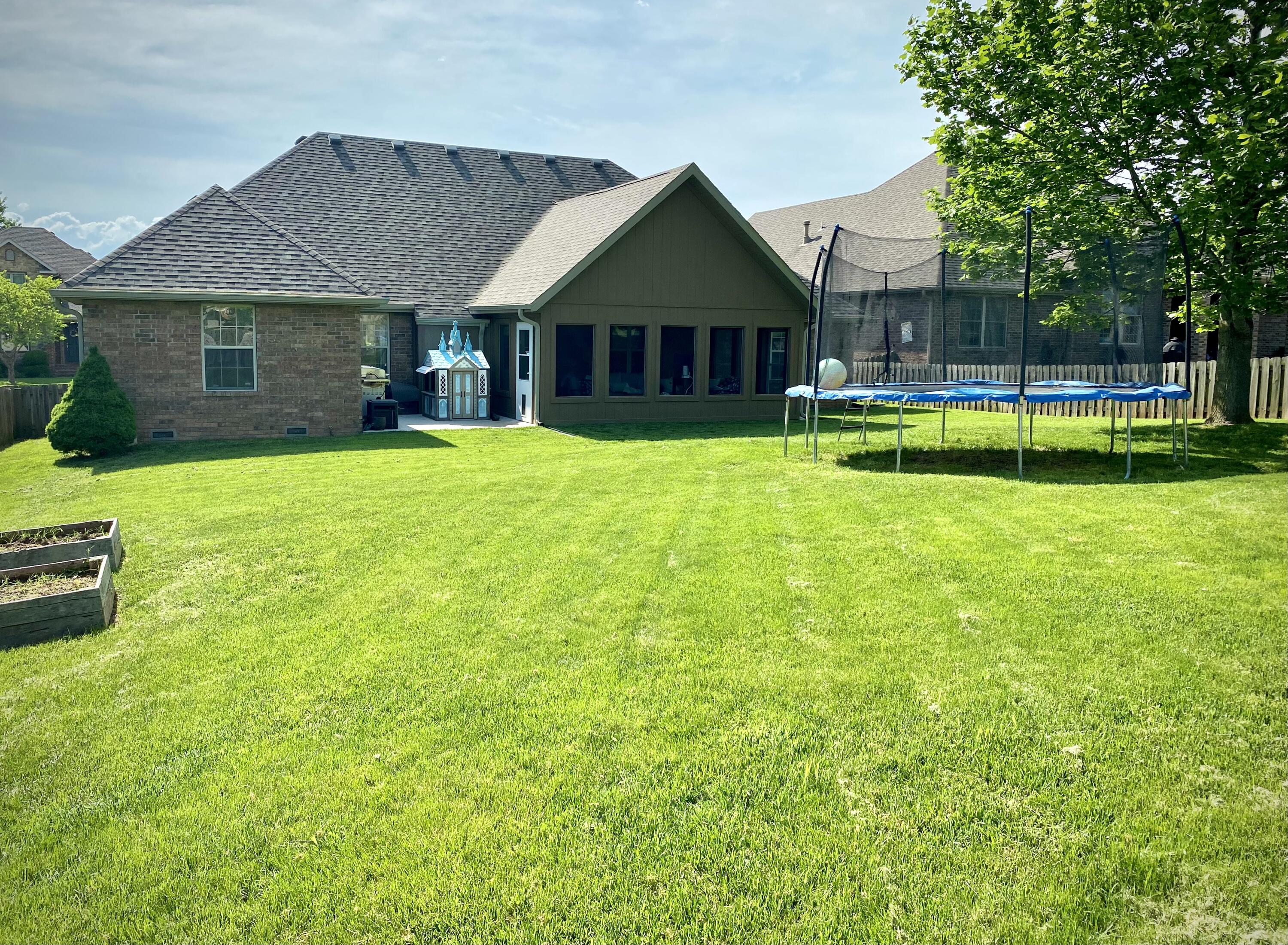 The Lakes Wild Horse - Residential