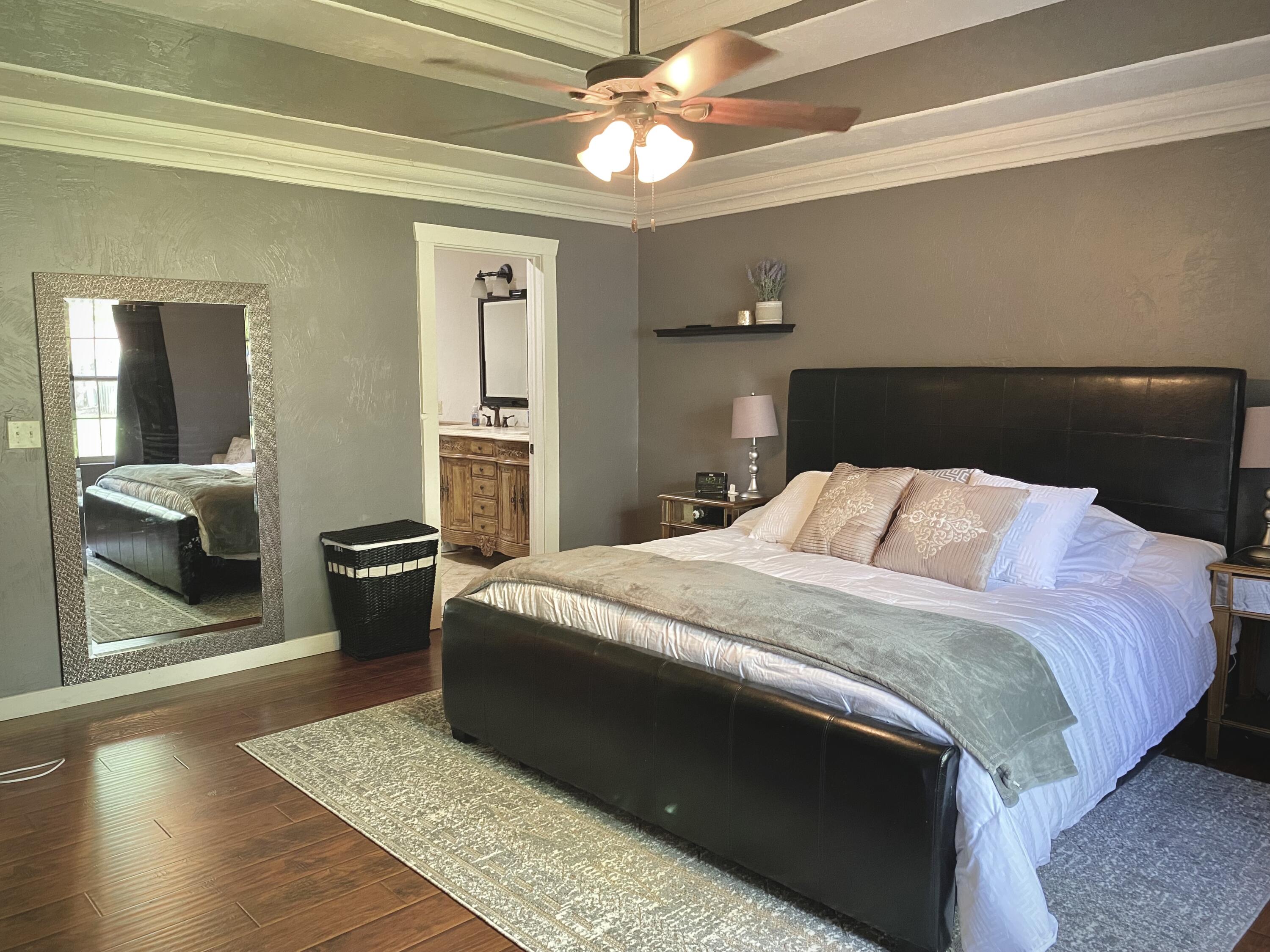 The Lakes Wild Horse - Residential