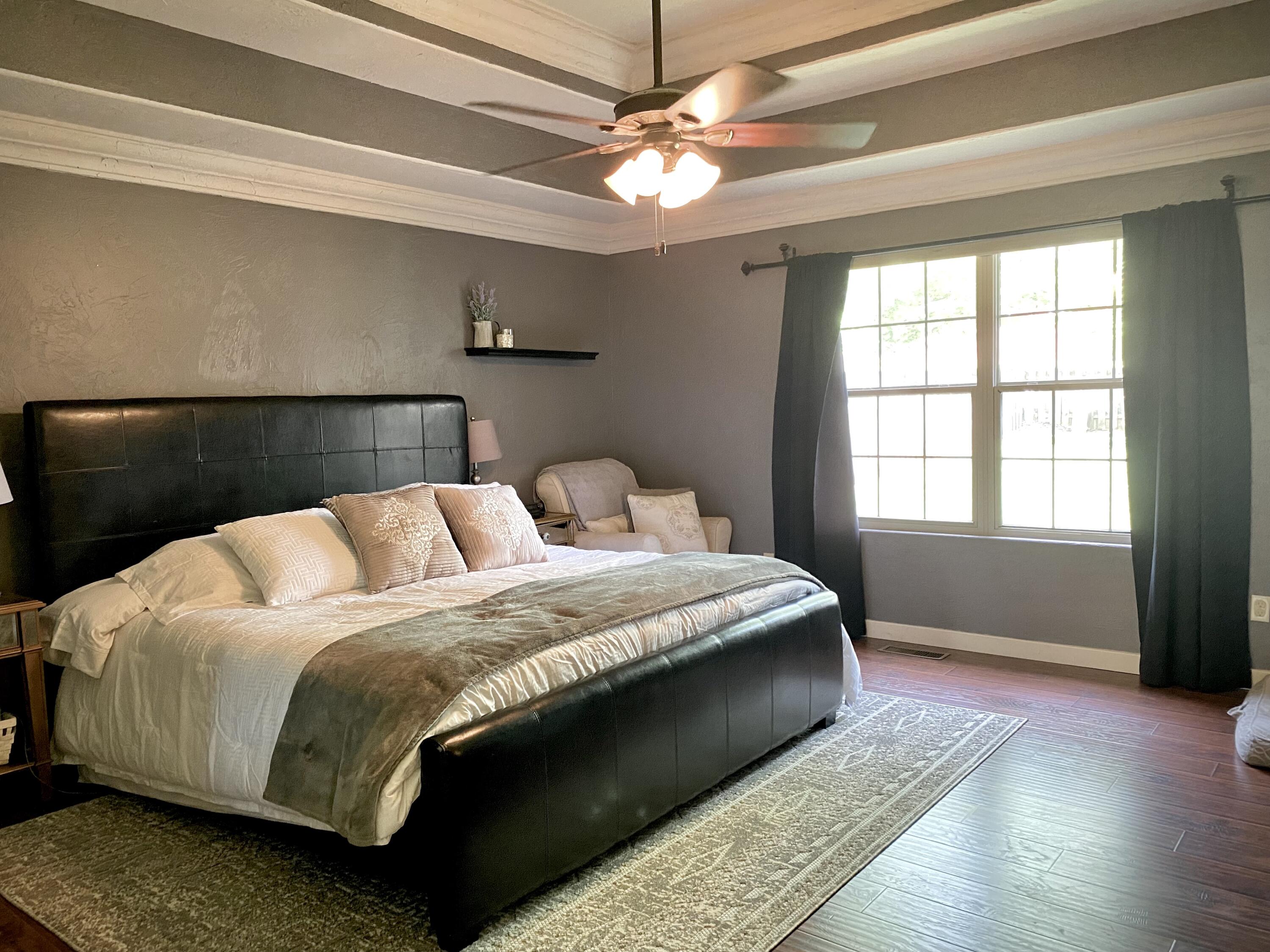The Lakes Wild Horse - Residential