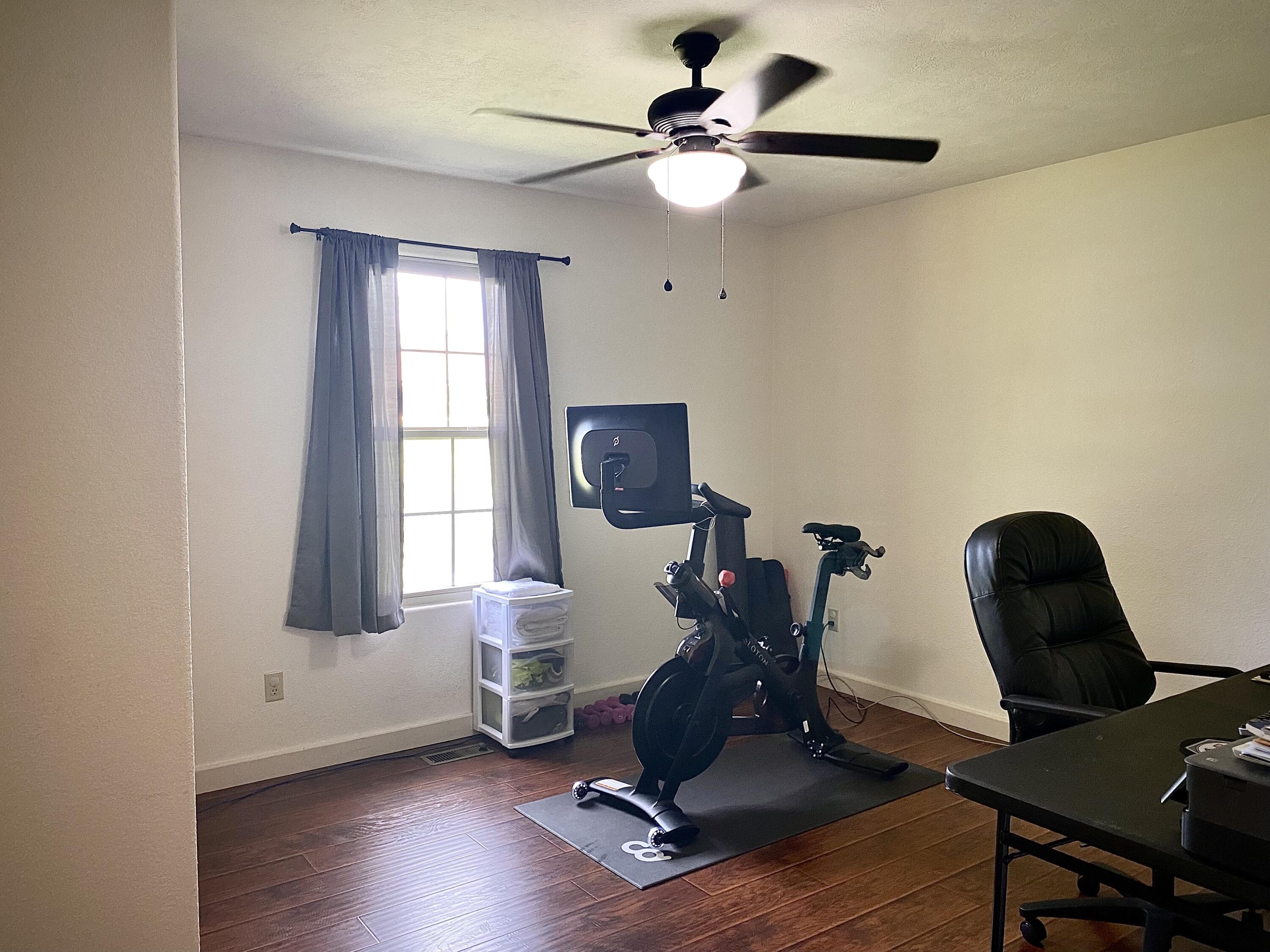 The Lakes Wild Horse - Residential