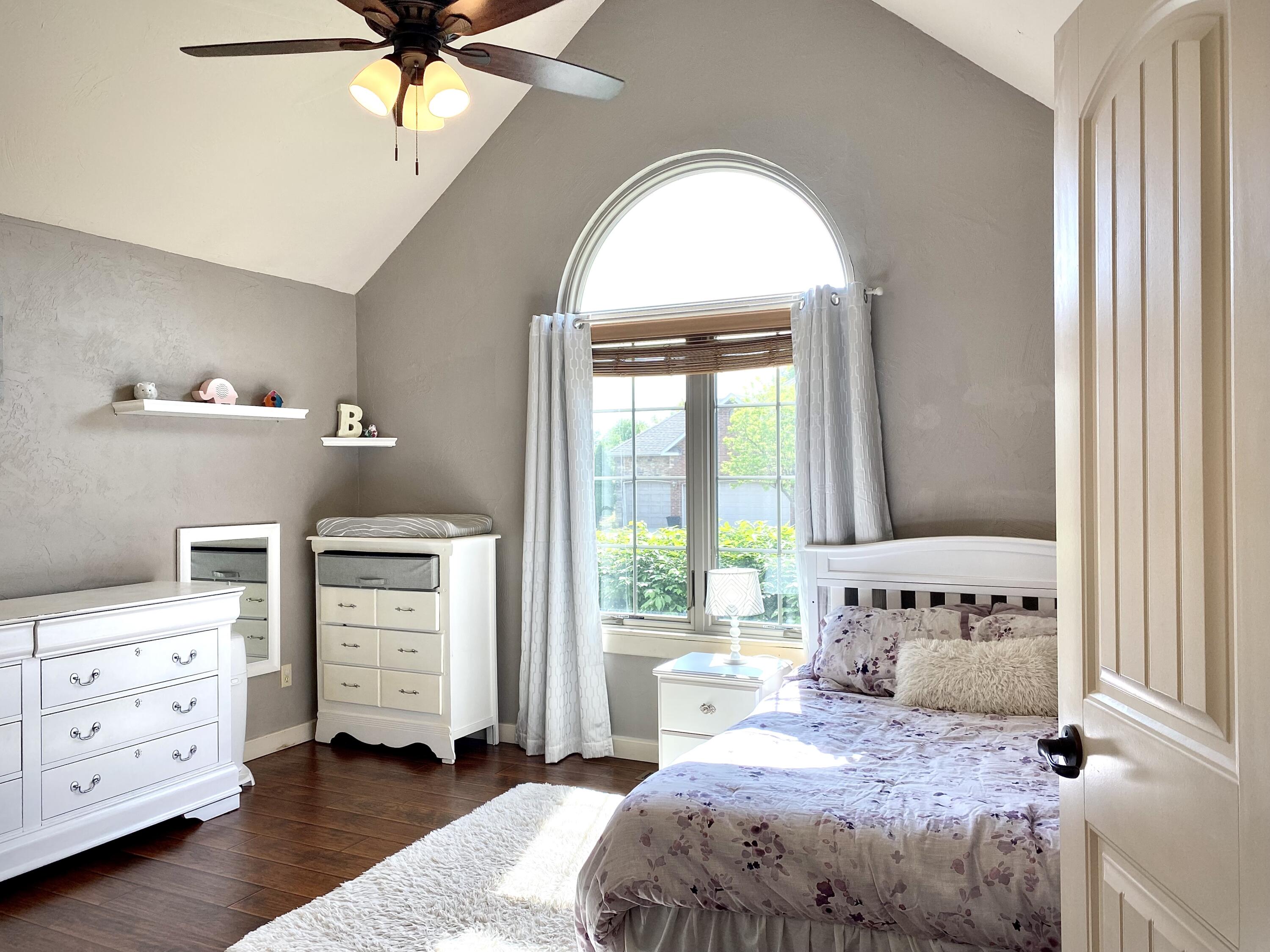 The Lakes Wild Horse - Residential