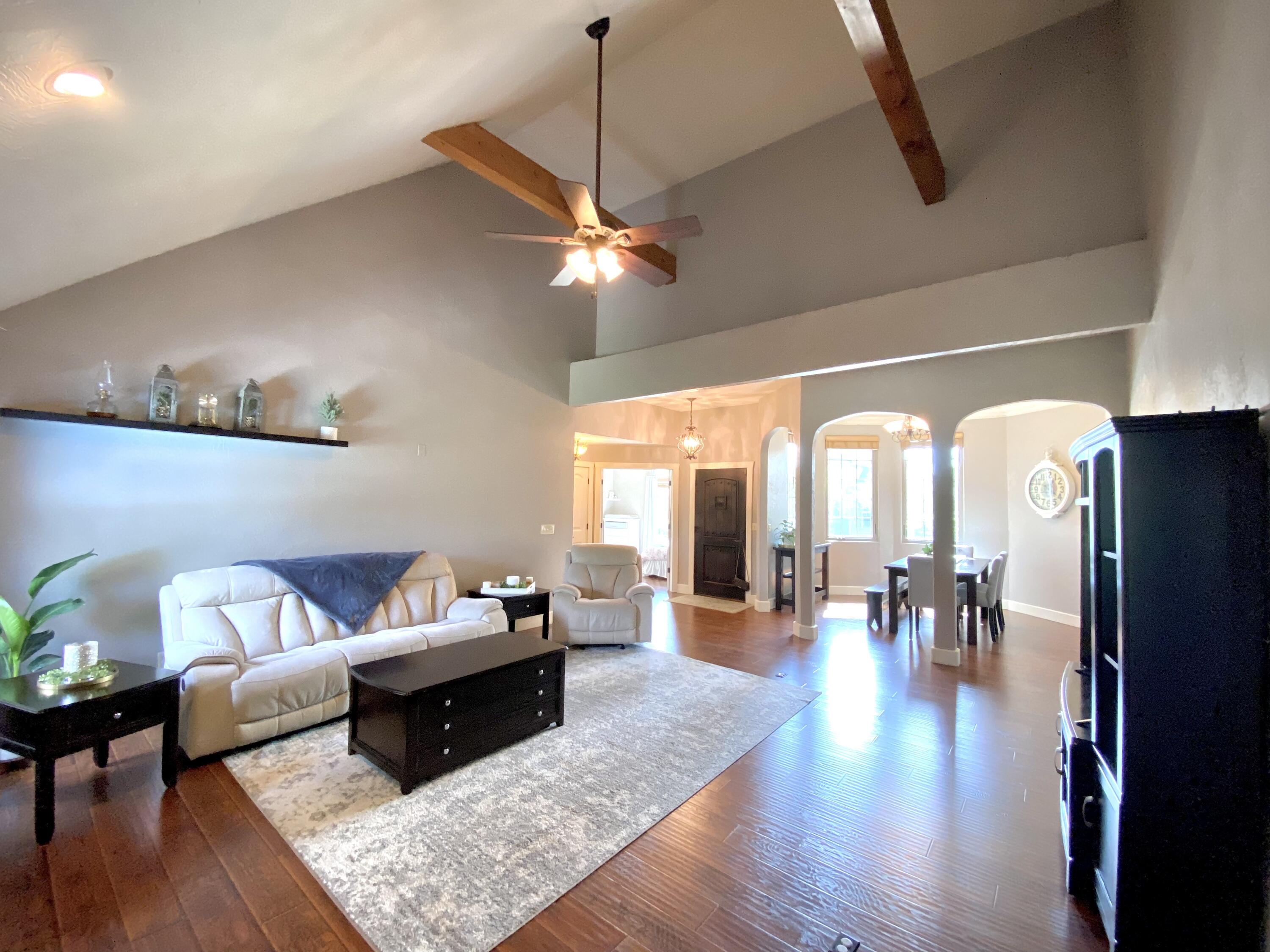 The Lakes Wild Horse - Residential