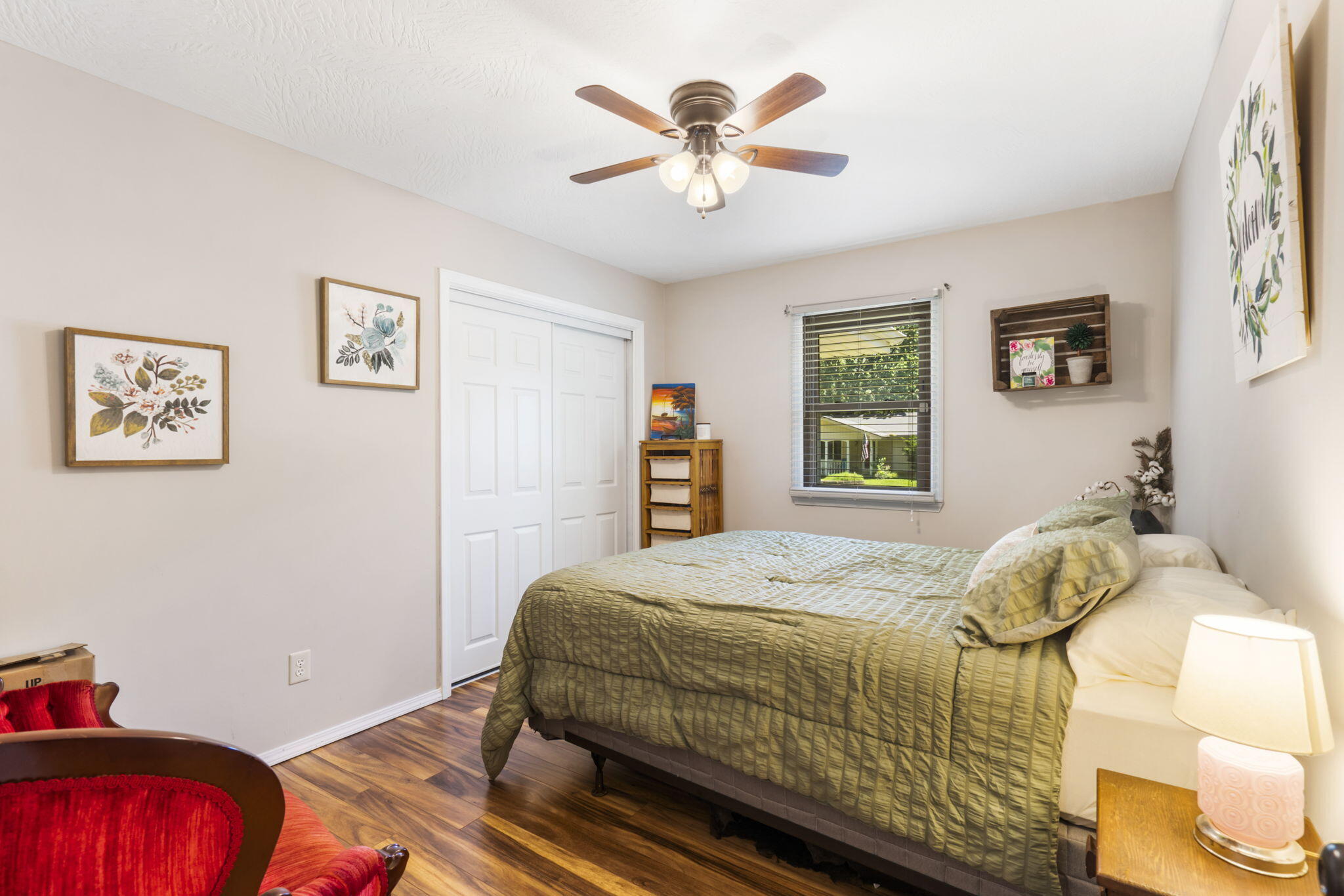 Park Crest Vlg Cir - Residential