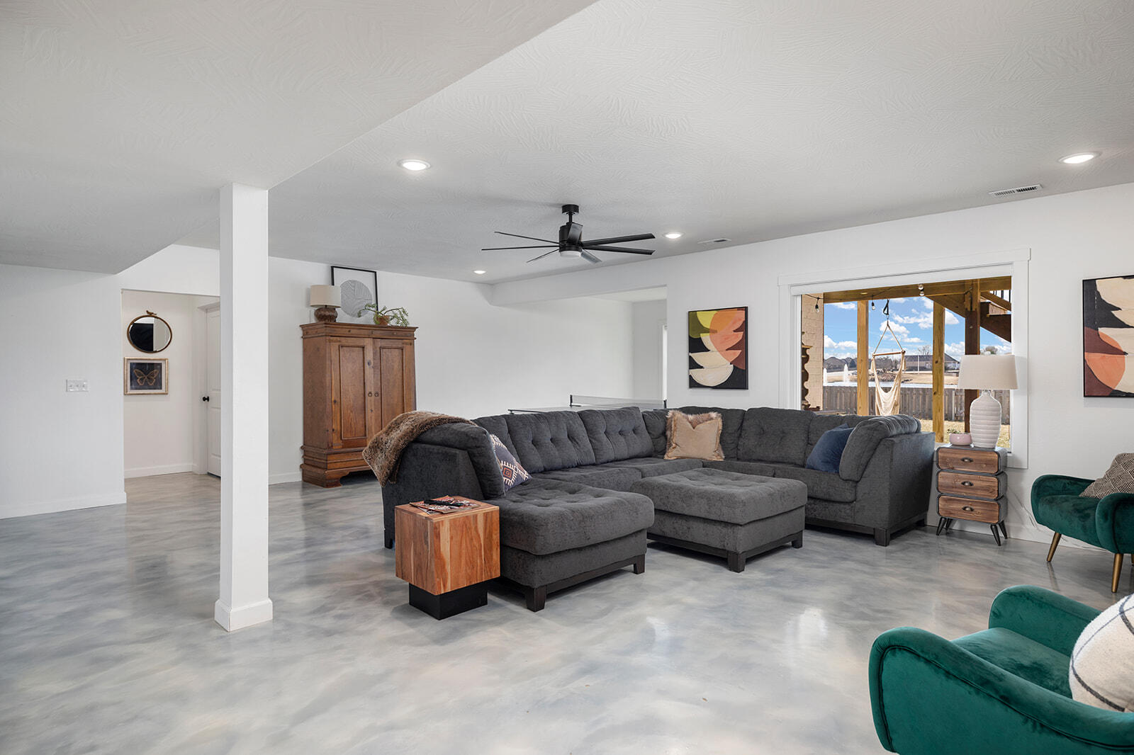 The Lakes Wild Horse - Residential