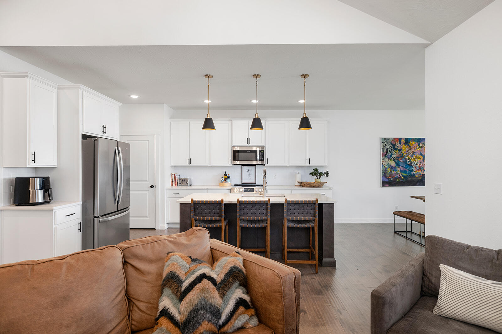 The Lakes Wild Horse - Residential
