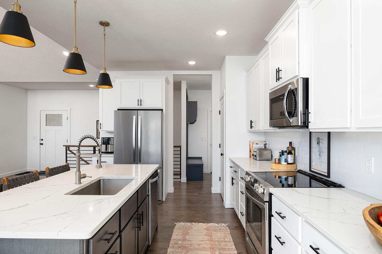 The Lakes Wild Horse - Residential
