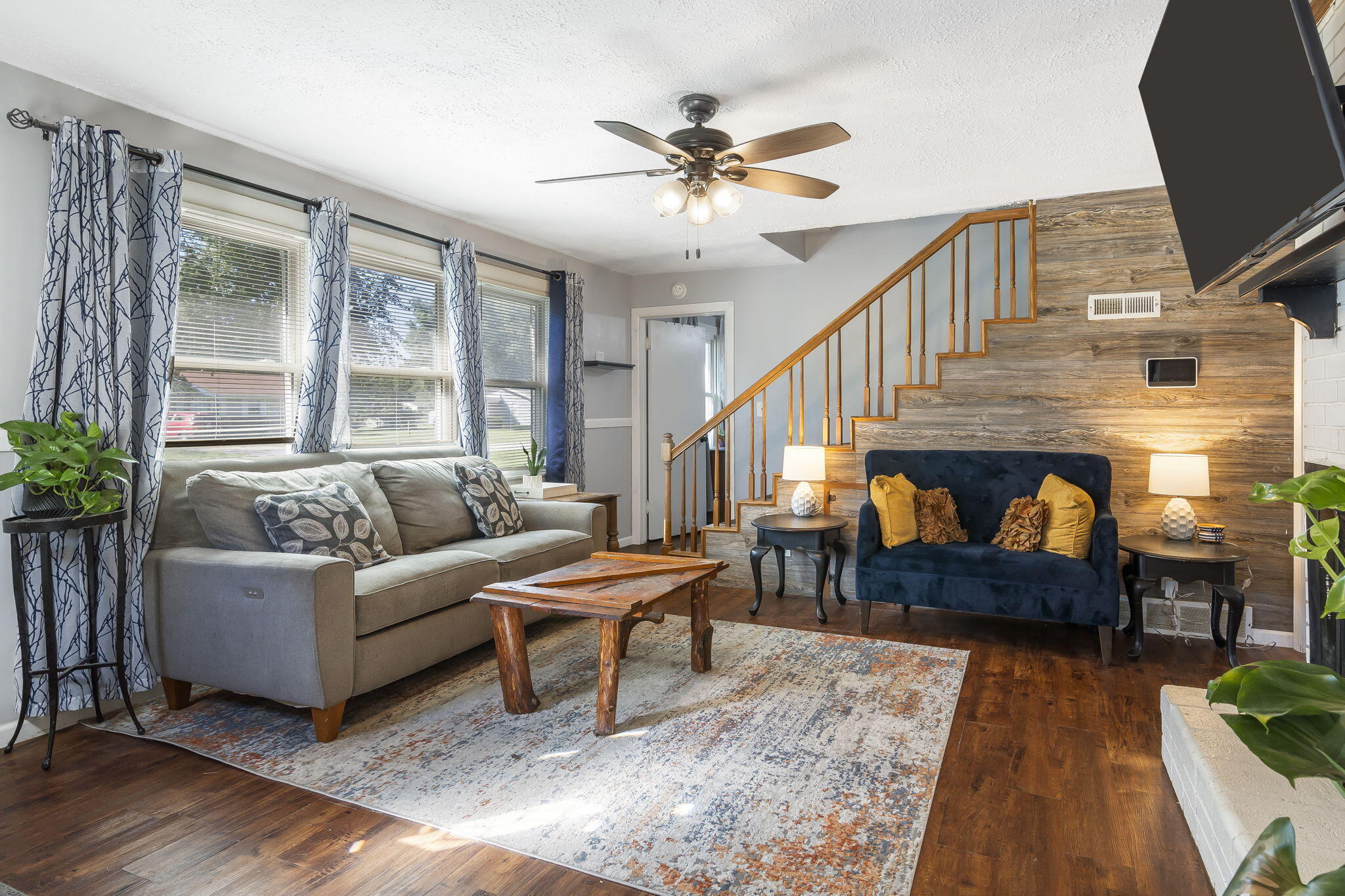 Welcome to 514 S Airwood Ave! This conveniently located home offers 4-bedrooms, 2-bathrooms and has a 1-car garage. Living room features an open staircase to the second story and a beautiful wood burning fireplace with removeable blower. The kitchen has recently had a full remodel and features a conversation pass through to living and dining area, along with stainless steel appliances. Upstairs, you'll find two bedrooms and a full bathroom, offering additional space and convenience. The home also has a nice, fenced backyard with shed and raised garden beds, ideal for outdoor relaxation and activities. In 2022, the wall and attic insulation was updated, a new roof was put on and a new furnace was put in. Convenient attic and understairs acces provides ample storage.  Don't miss your chance to call this beautifully updated property home - schedule a viewing today!