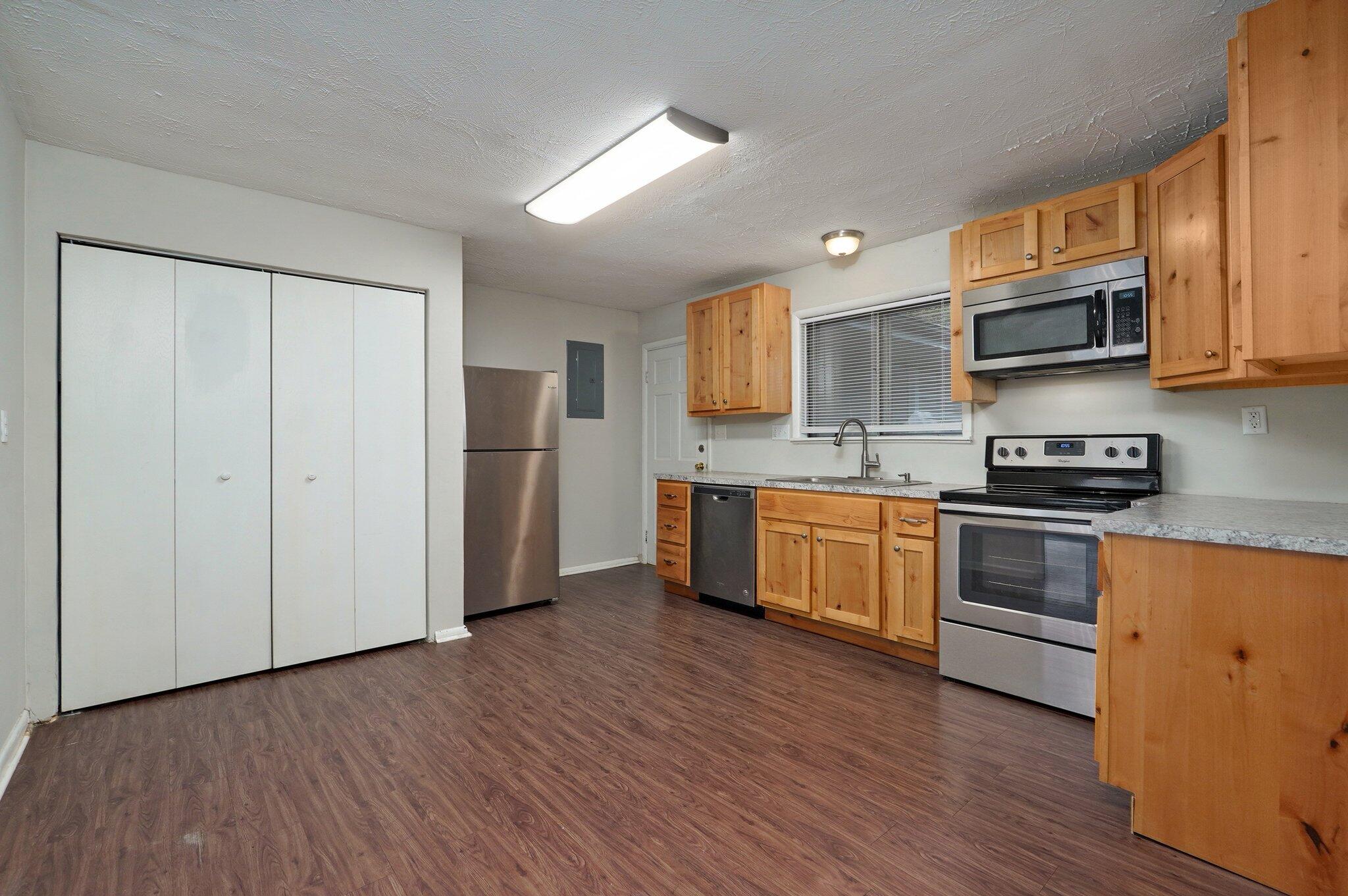 Lincoln Village - Residential Income