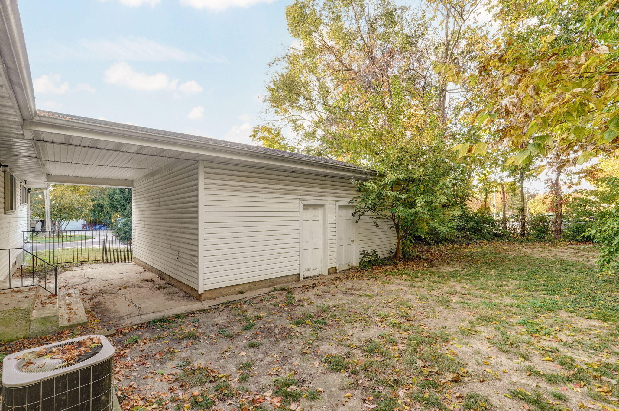 Lincoln Village - Residential Income