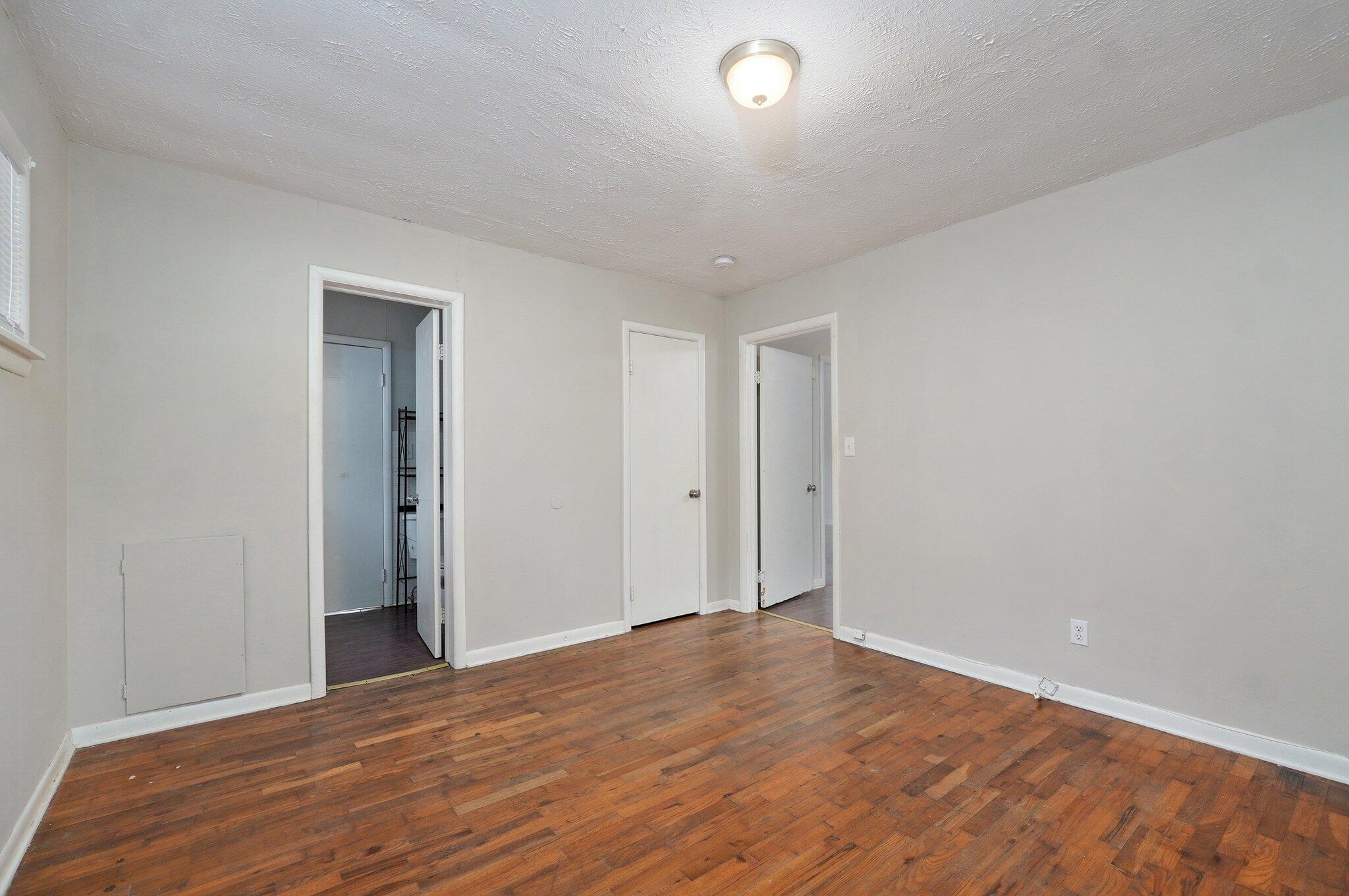 Lincoln Village - Residential Income