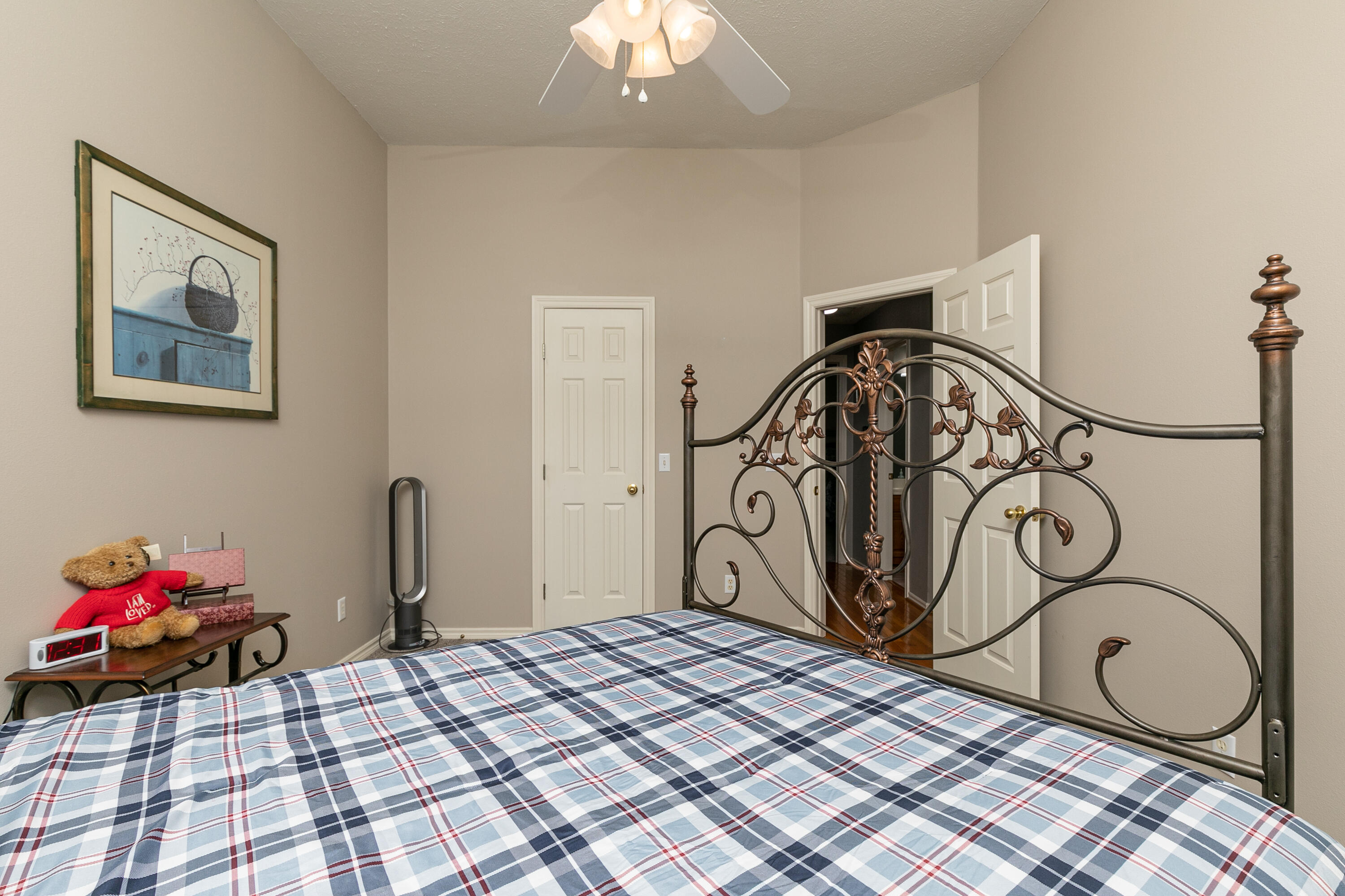 Finley River Est - Residential