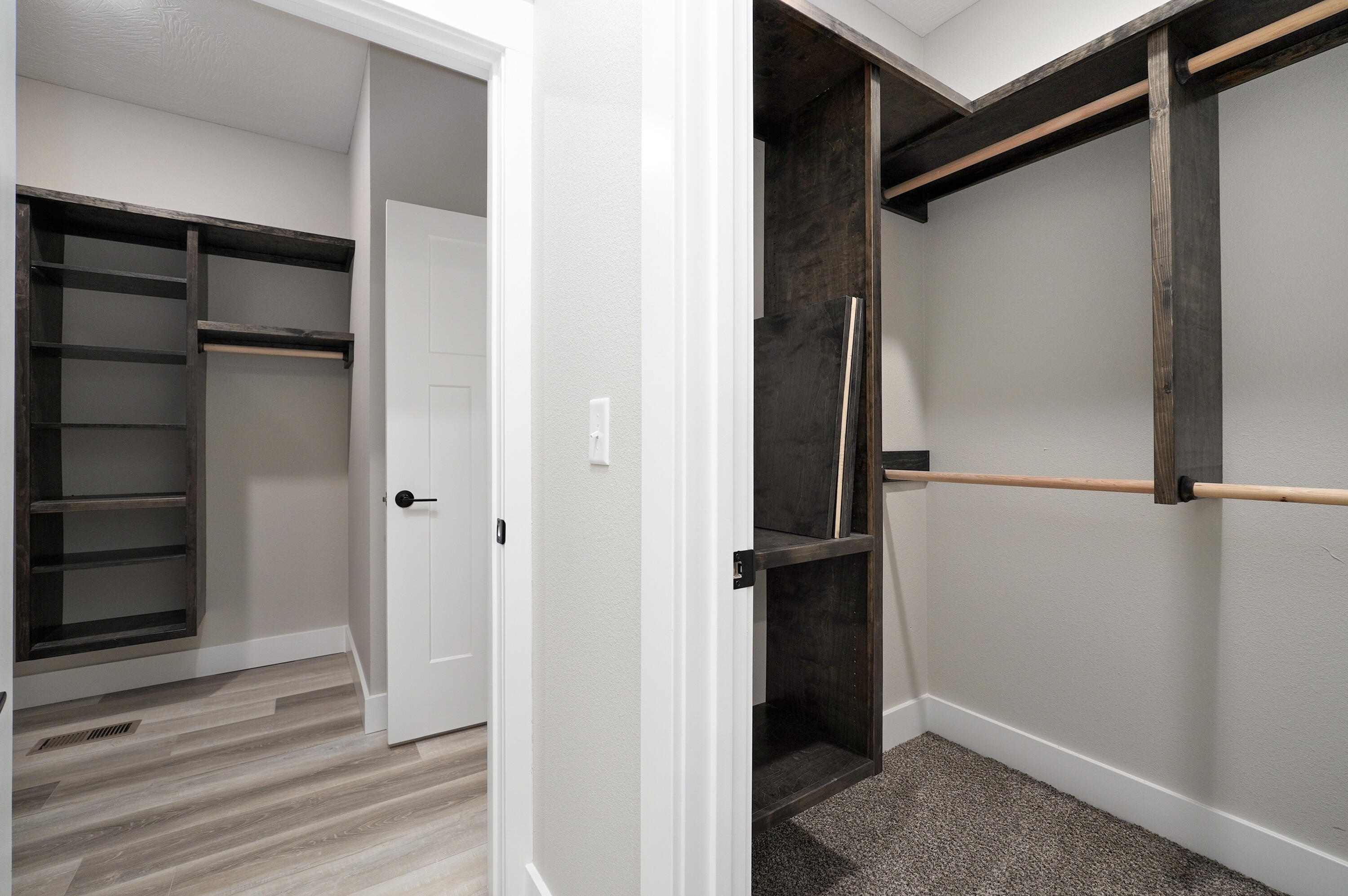 Woodcrest Est - Residential