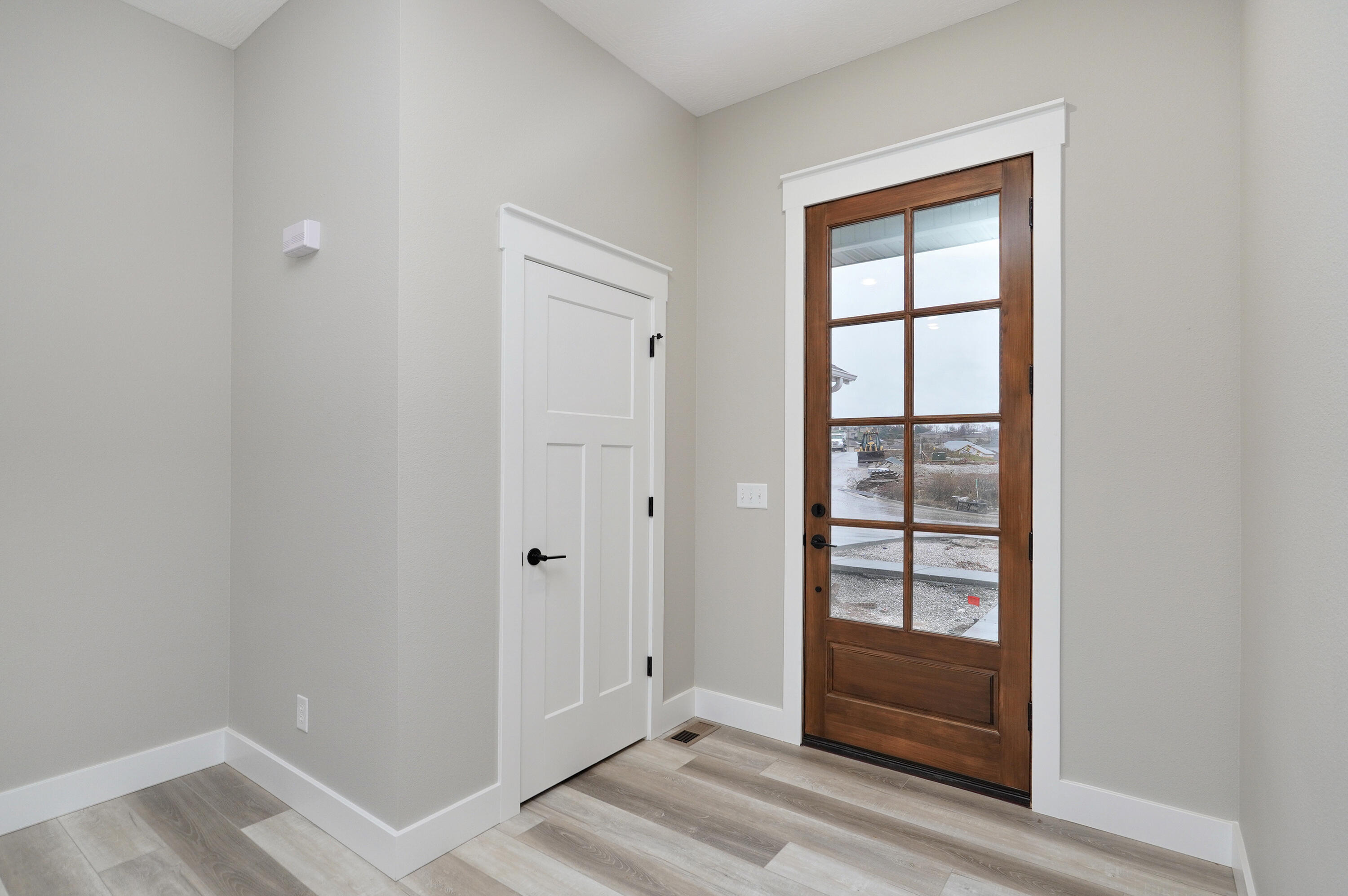 Woodcrest Est - Residential