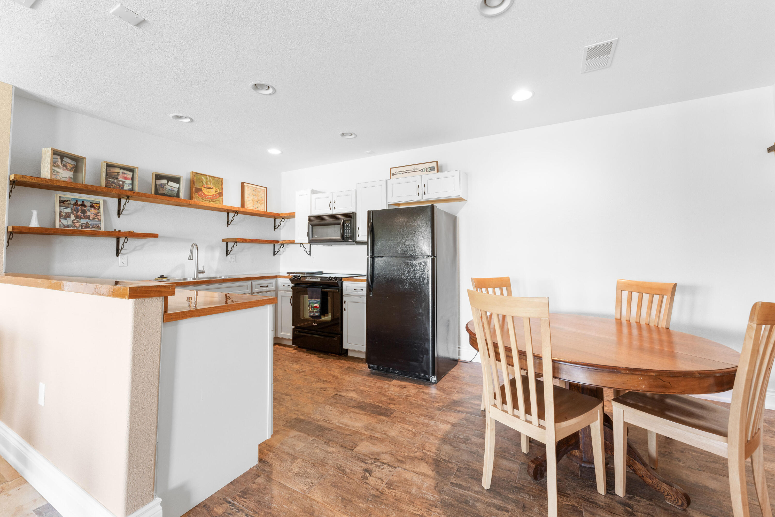 Hoot Owl Point - Residential