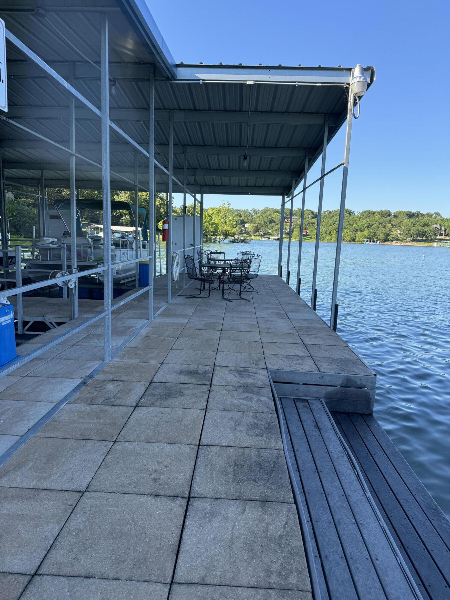 Hoot Owl Point - Residential
