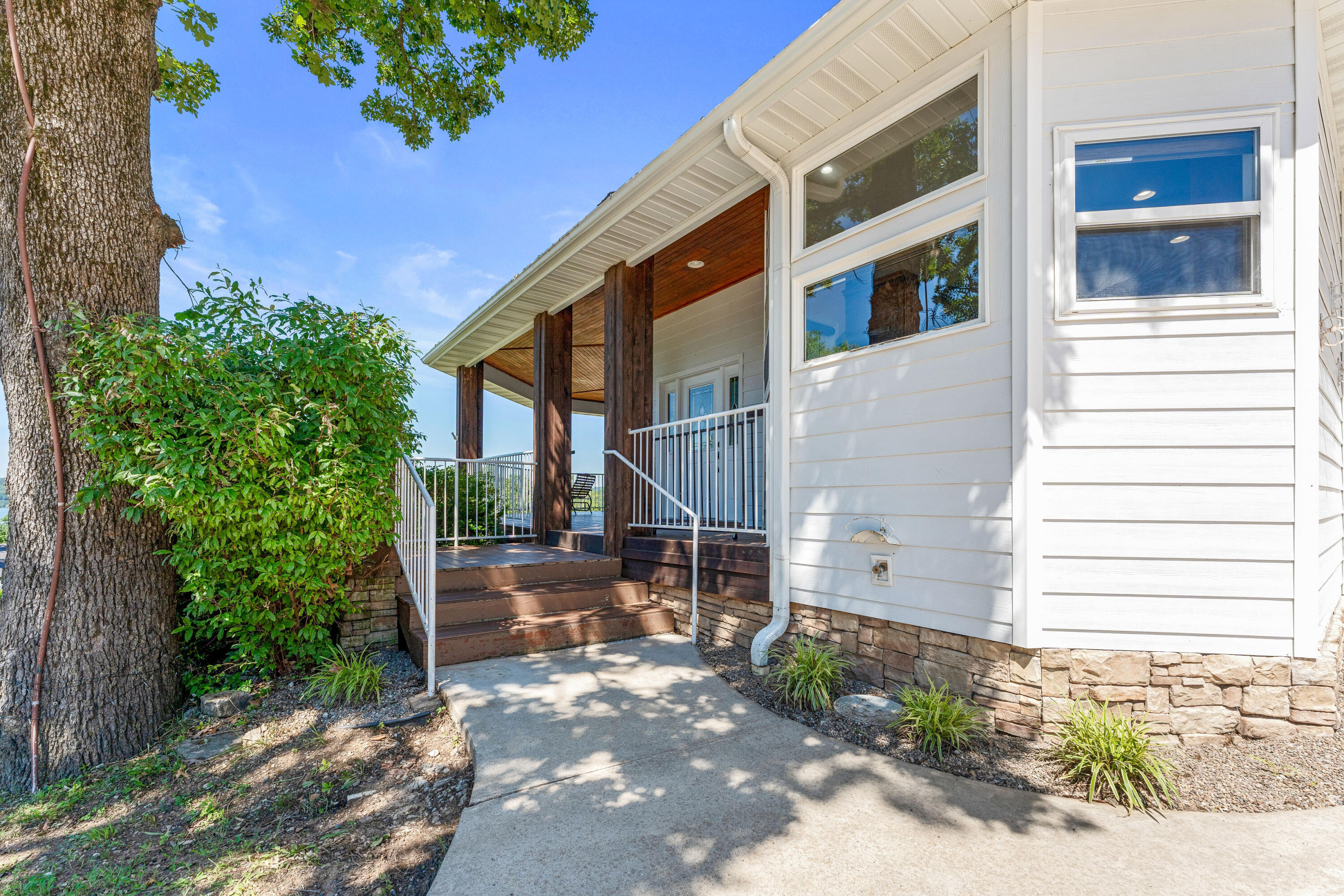 Hoot Owl Point - Residential