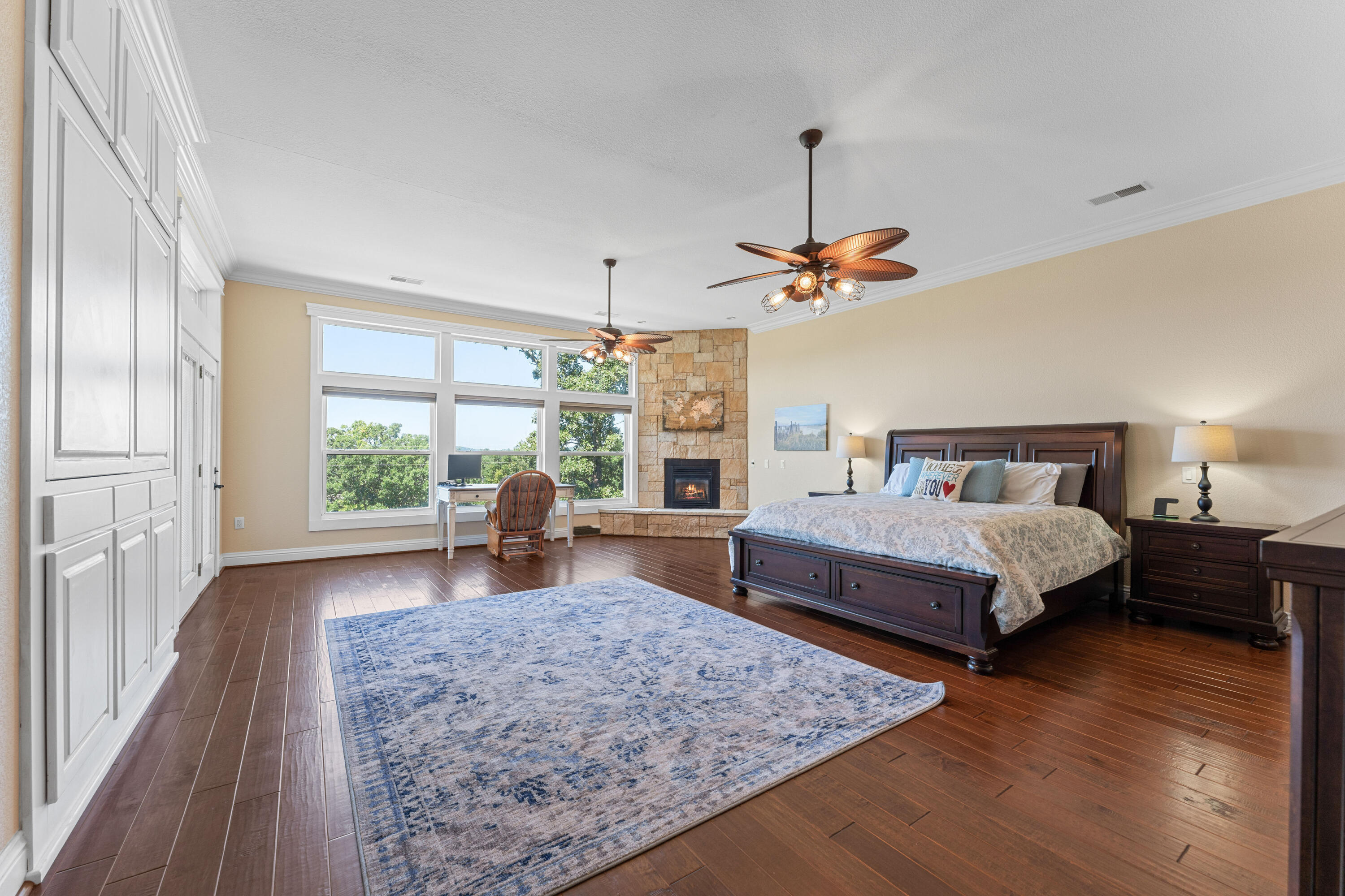 Hoot Owl Point - Residential