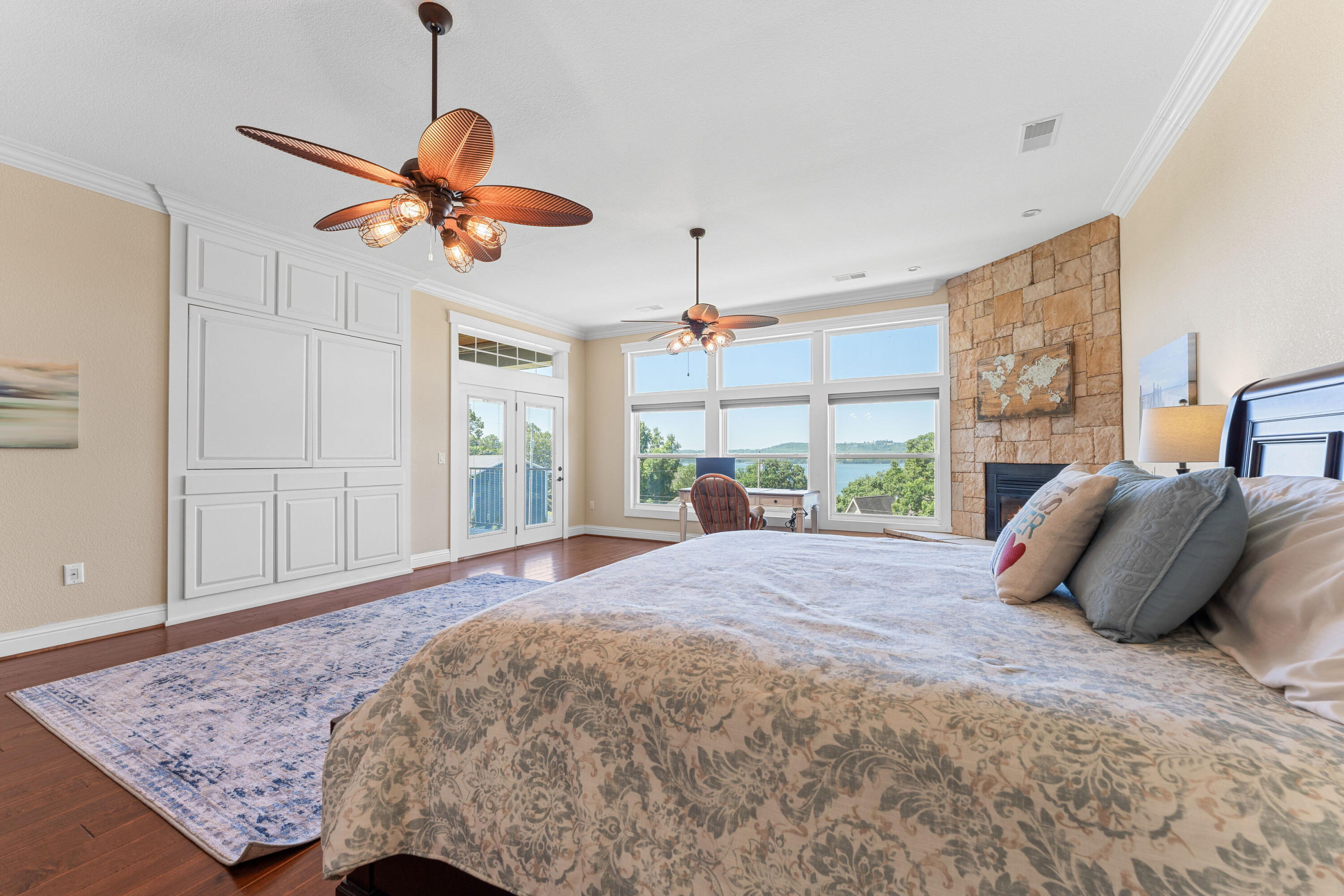 Hoot Owl Point - Residential