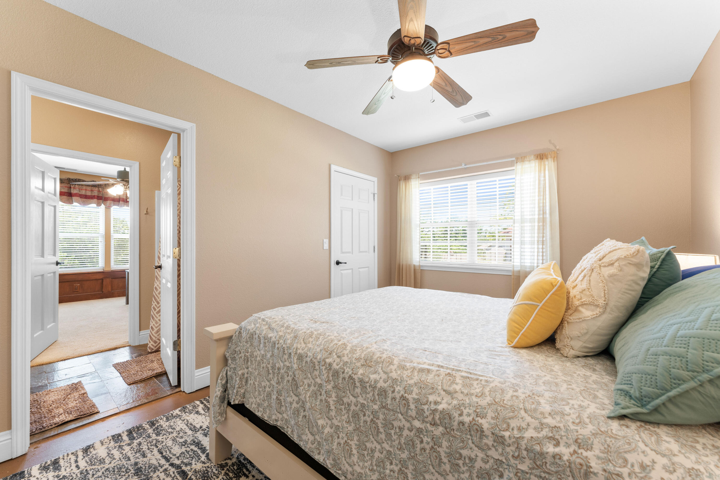Hoot Owl Point - Residential