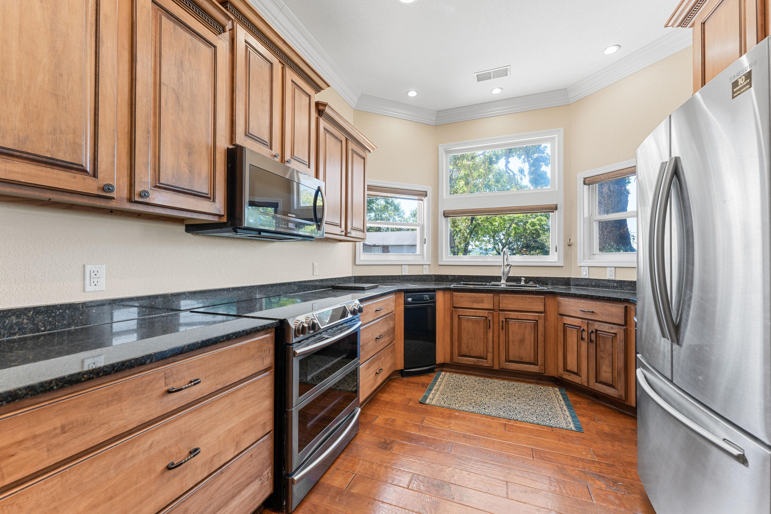 Hoot Owl Point - Residential