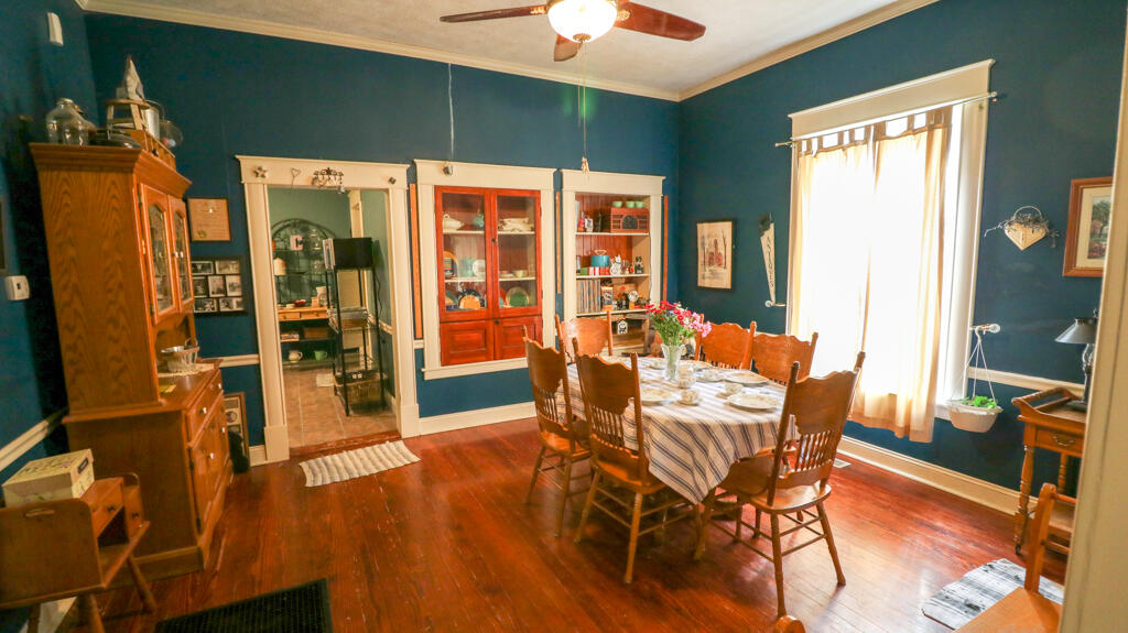 Walnut Street - Residential