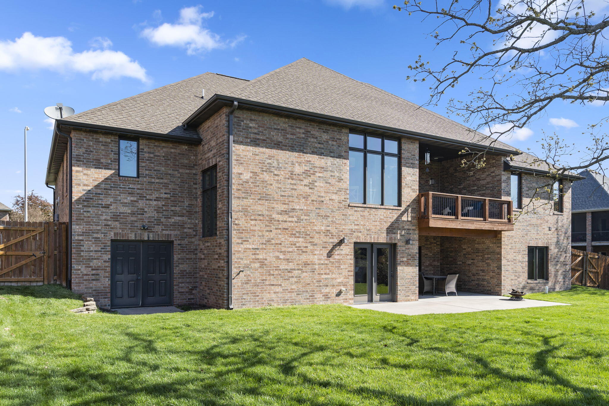 Olde Ivy - Residential
