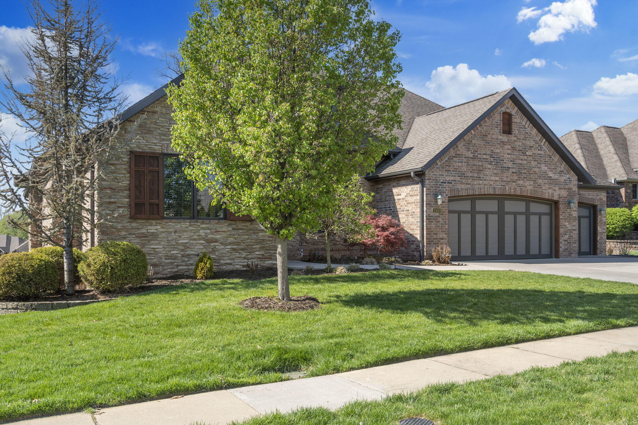 Olde Ivy - Residential