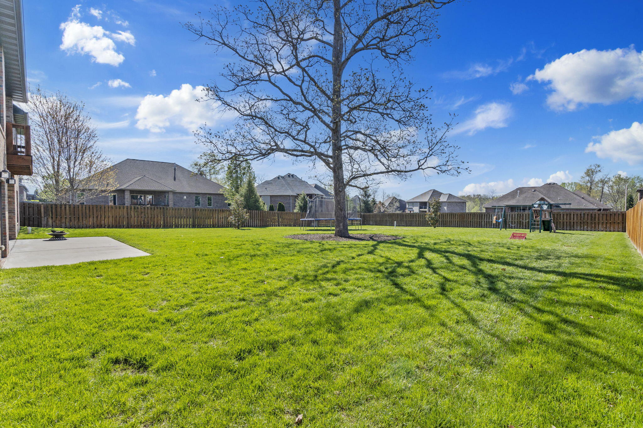 Olde Ivy - Residential
