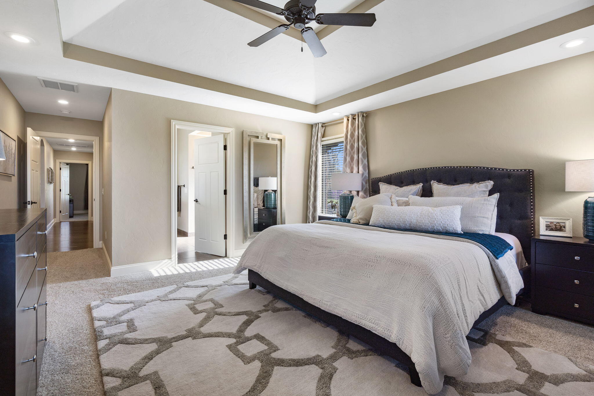 Olde Ivy - Residential