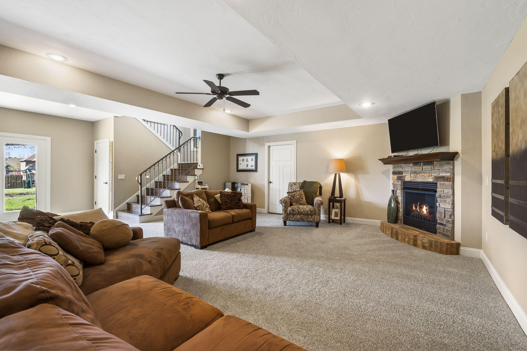 Olde Ivy - Residential