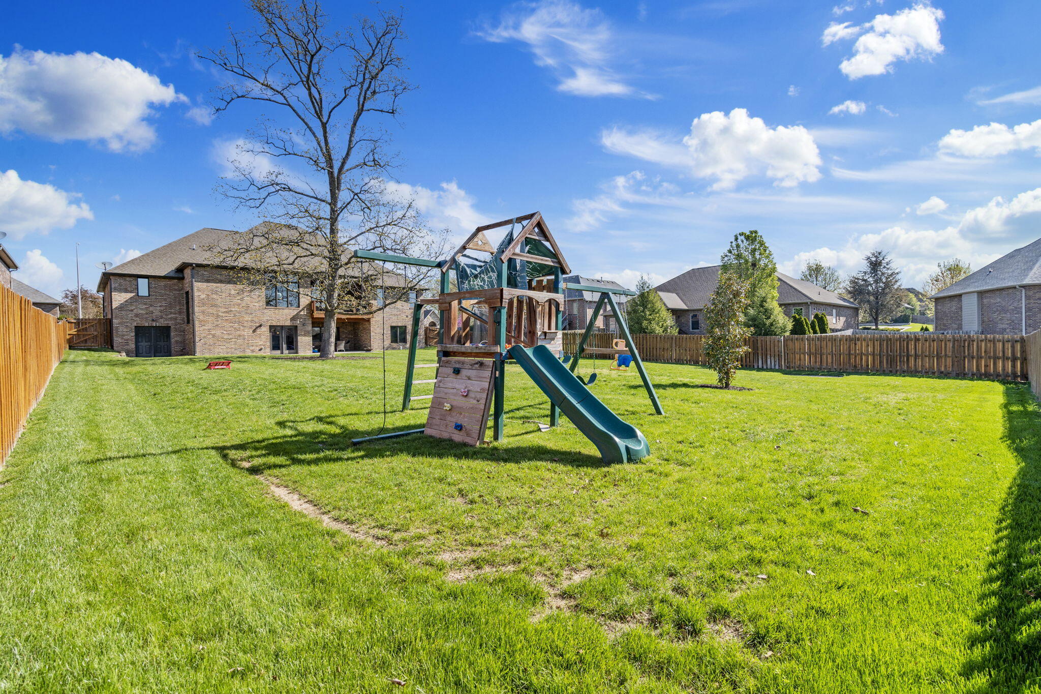 Olde Ivy - Residential