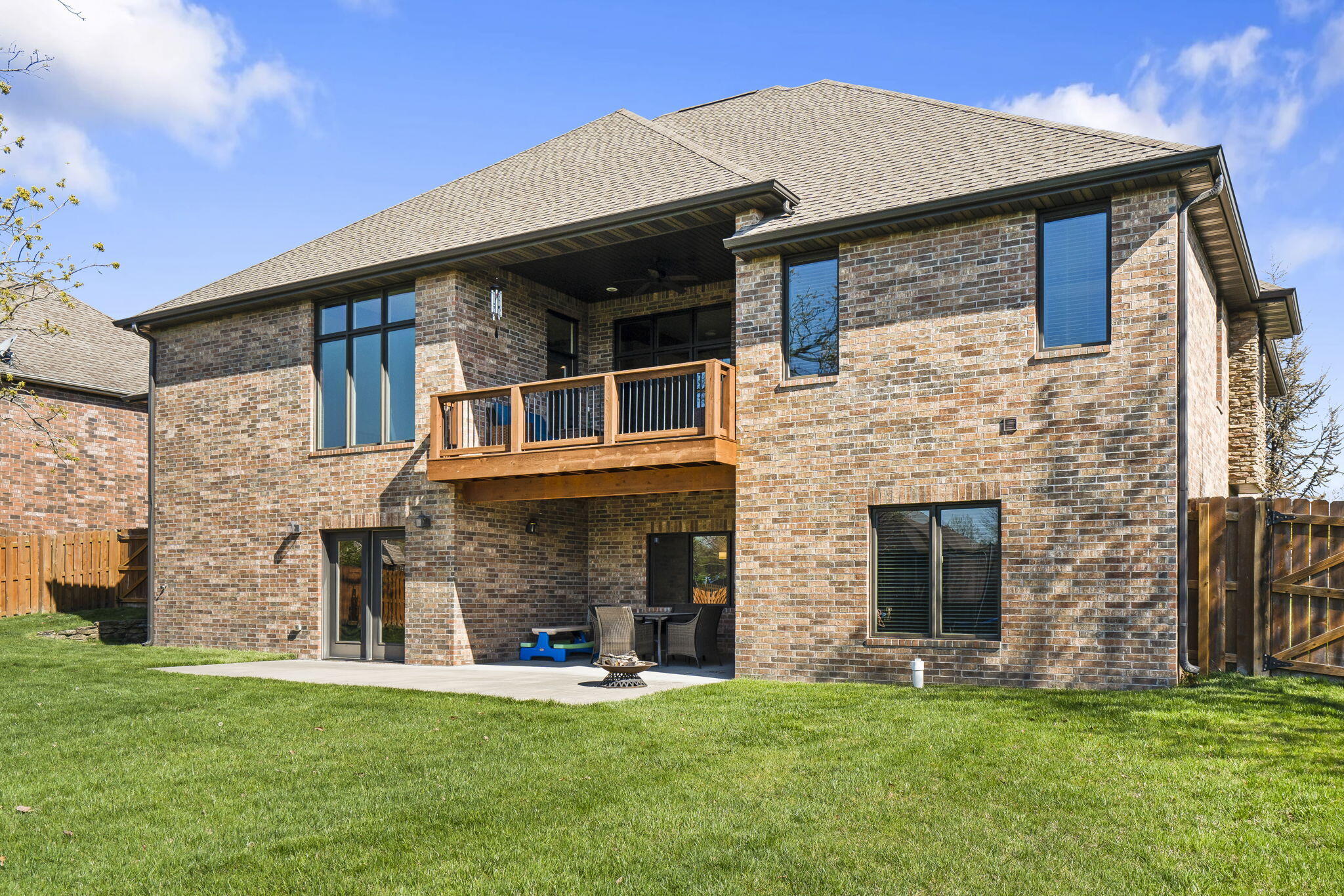 Olde Ivy - Residential