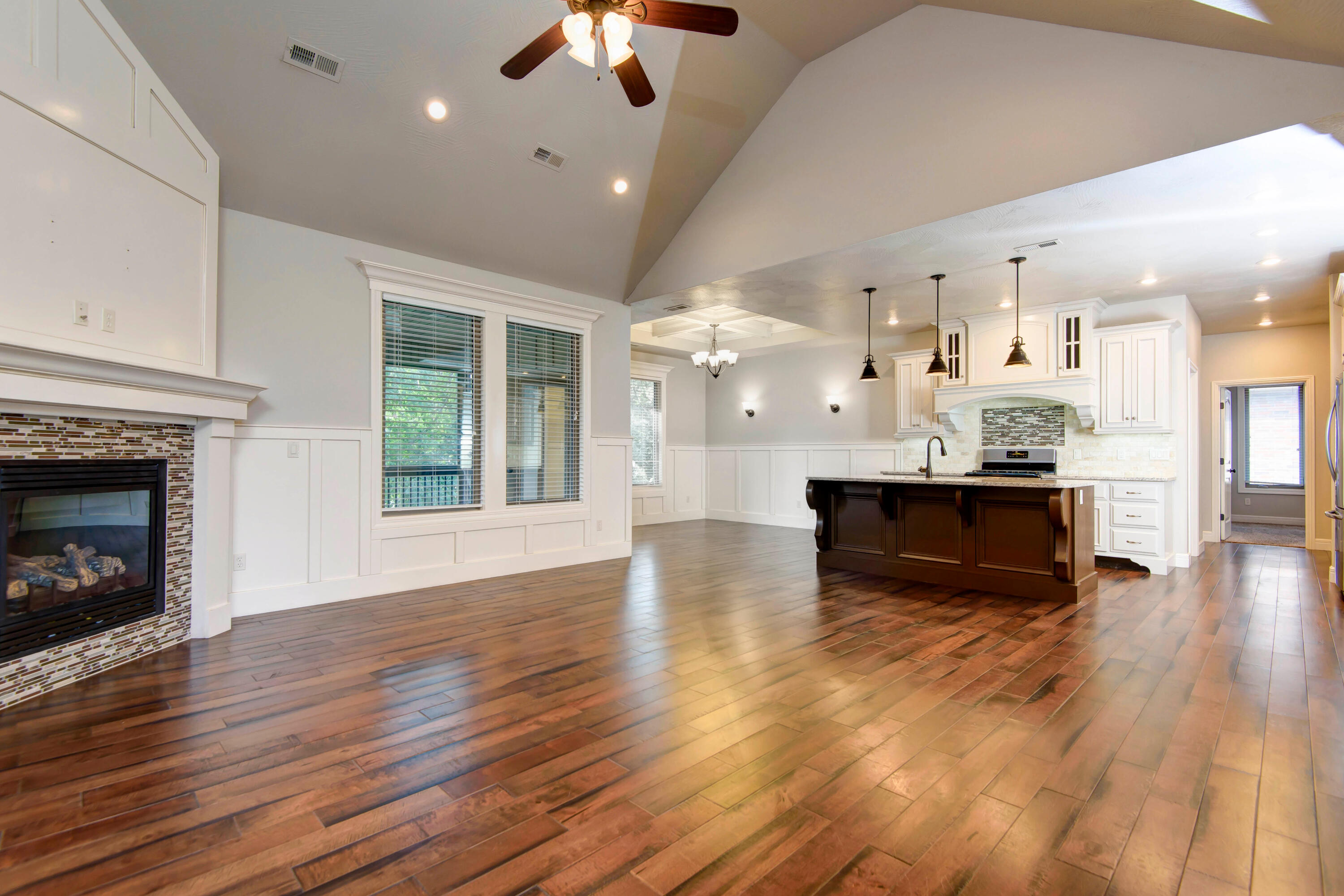 James Towne Square - Residential