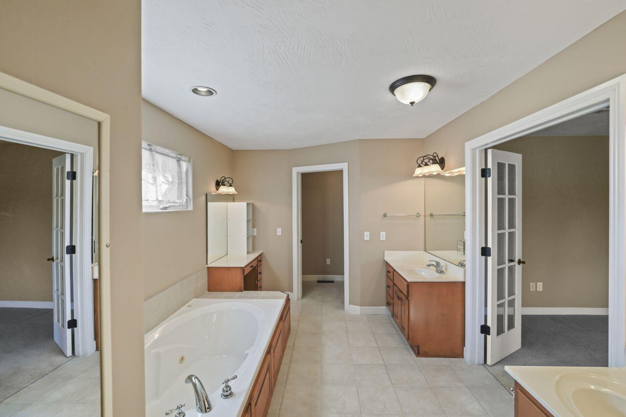 Four Winds East - Residential