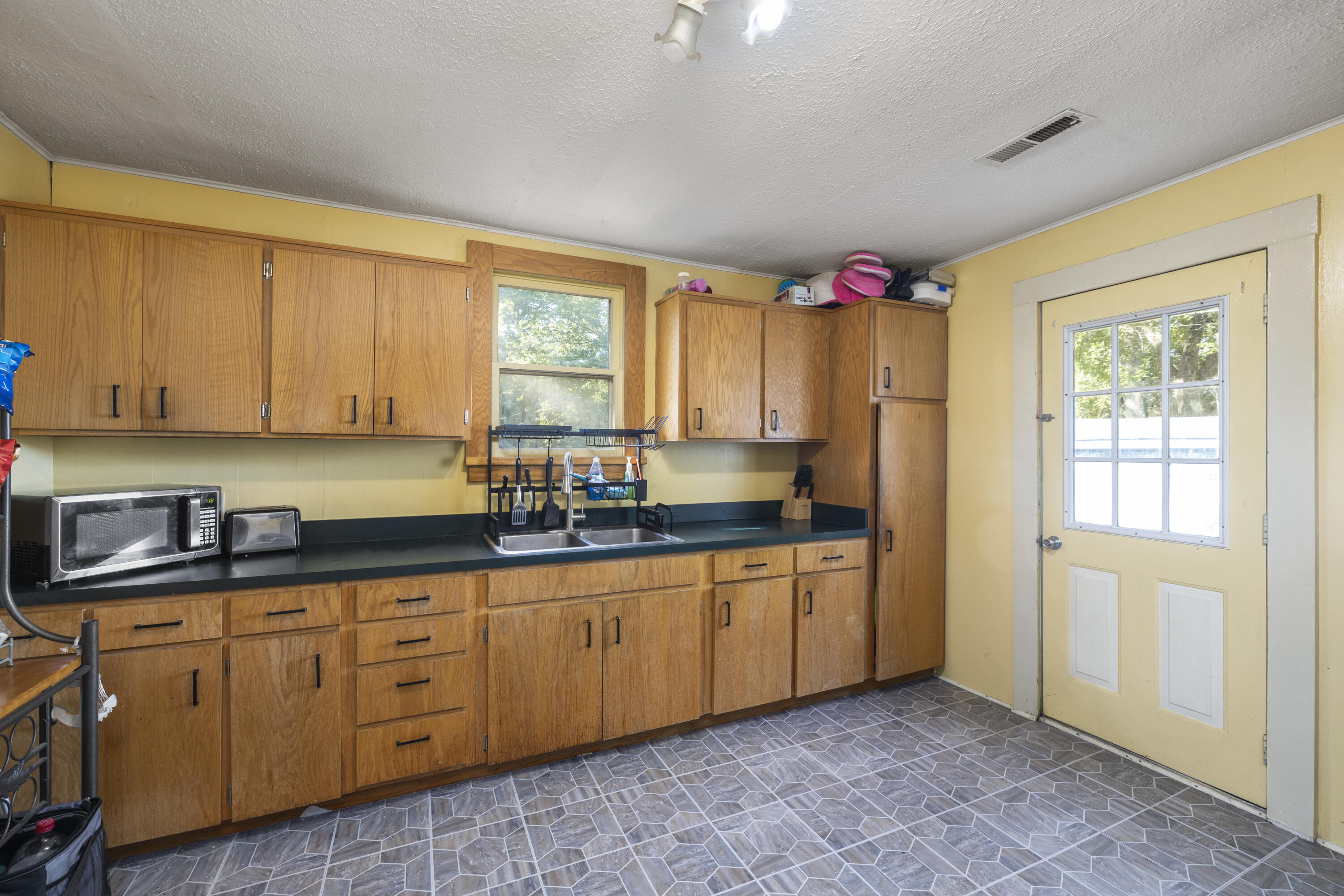 Wade & Wallace Add - Residential