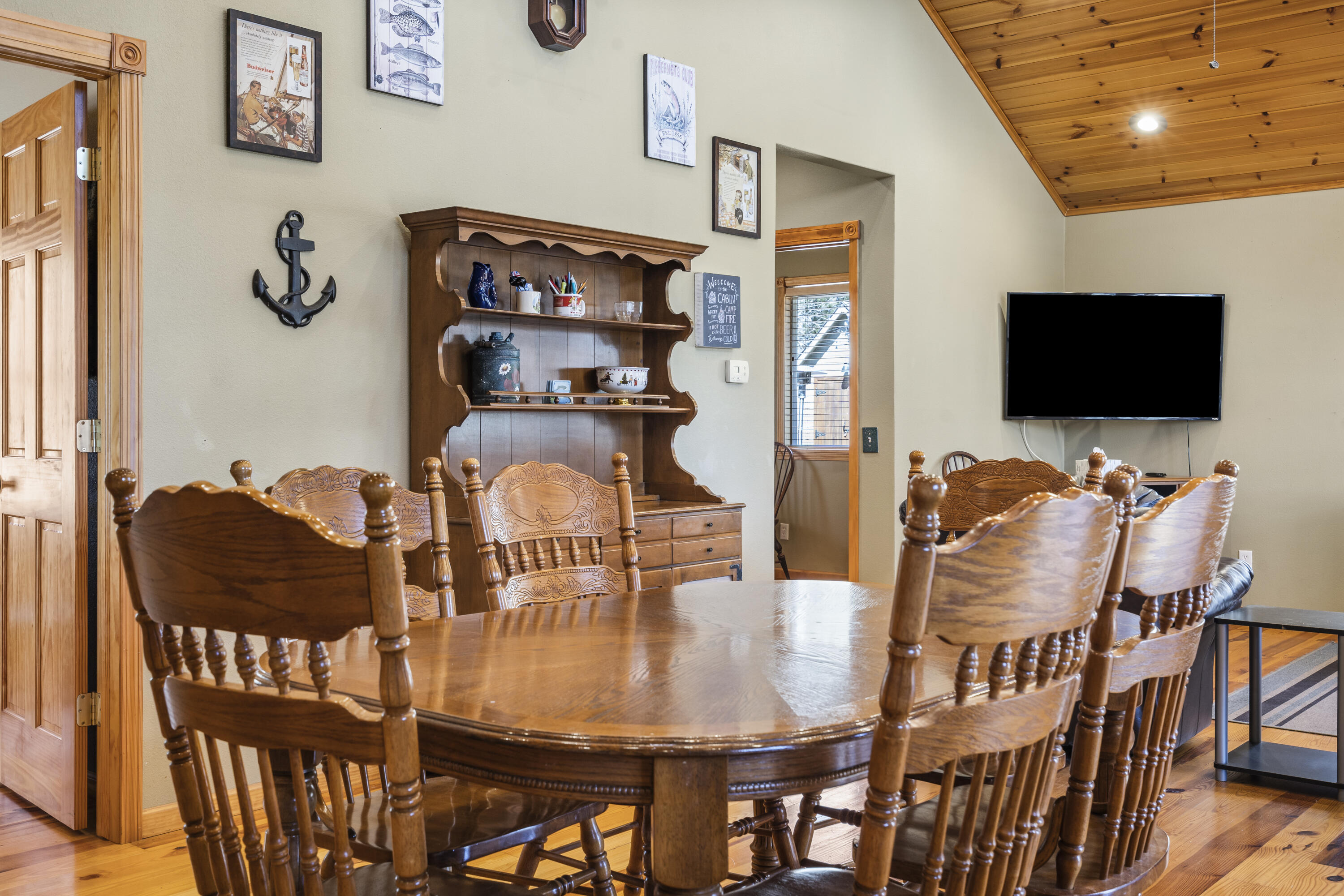 Table Rock Spsmns Cl - Residential