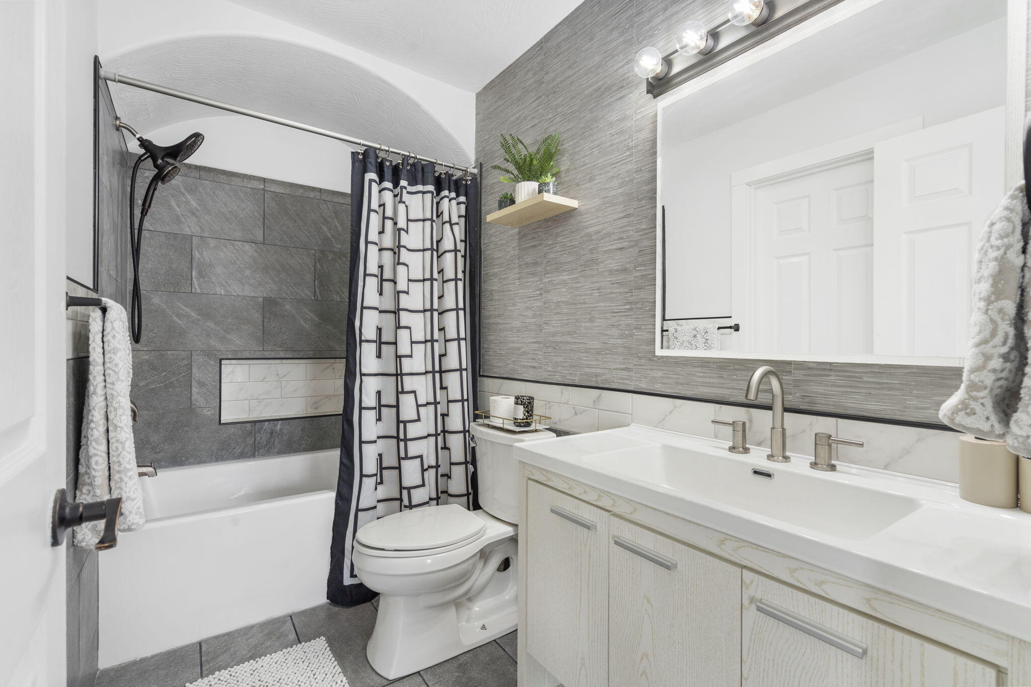 Jack's Place - Residential