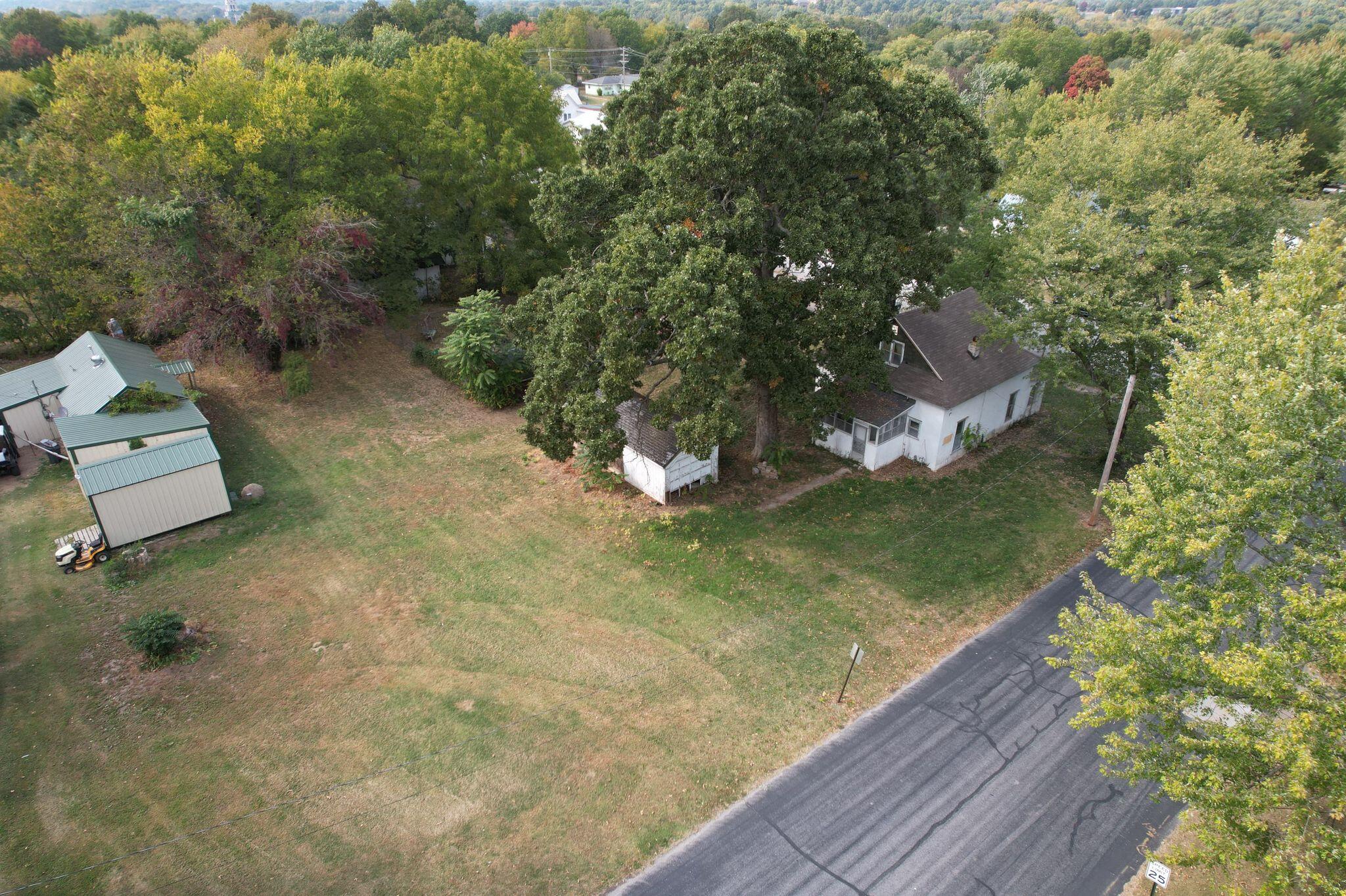 Looking for a project look no further Home needs work but this is your chance to add a modern touch to a classic look on a great corner lot.