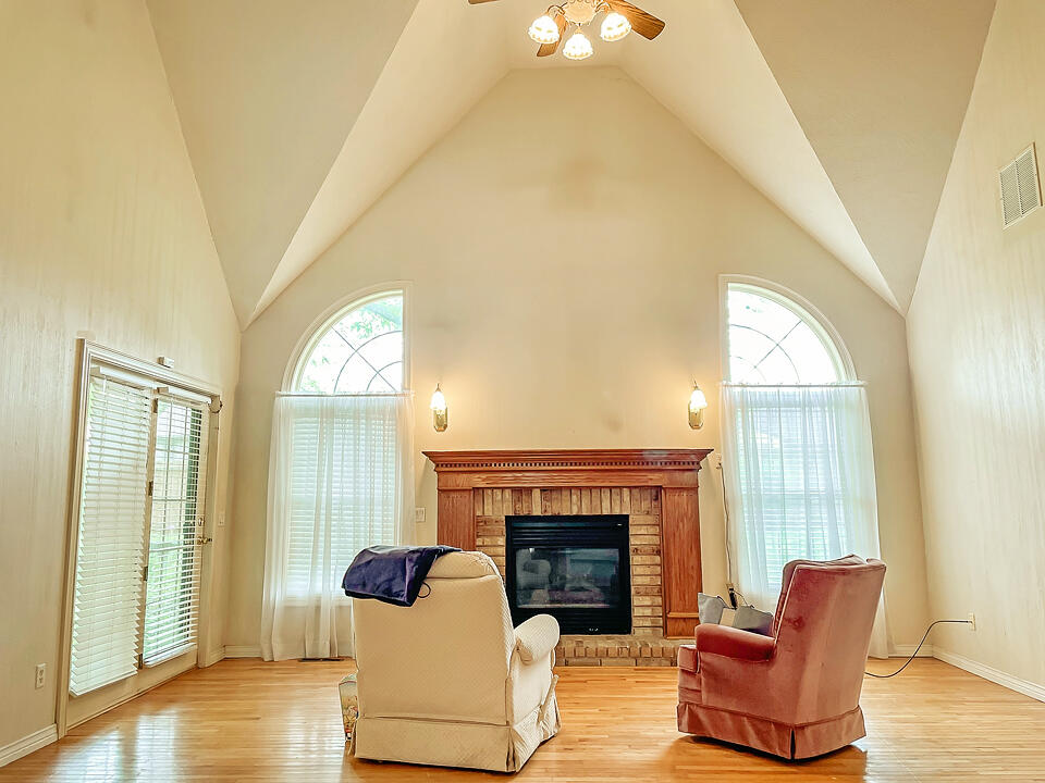 Oakton Estates - Residential