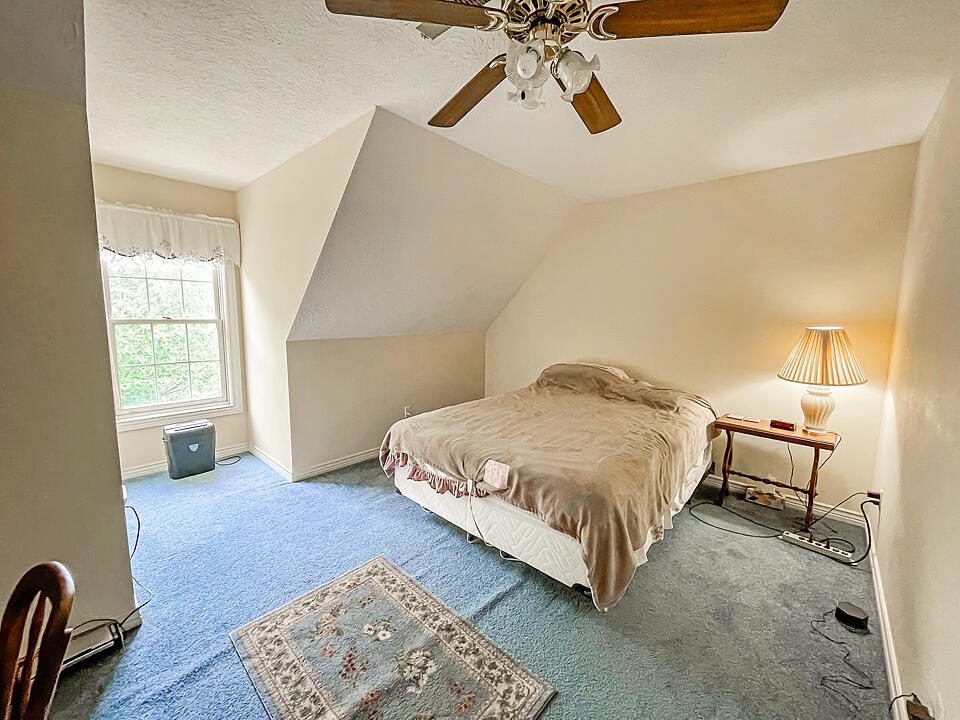 Oakton Estates - Residential