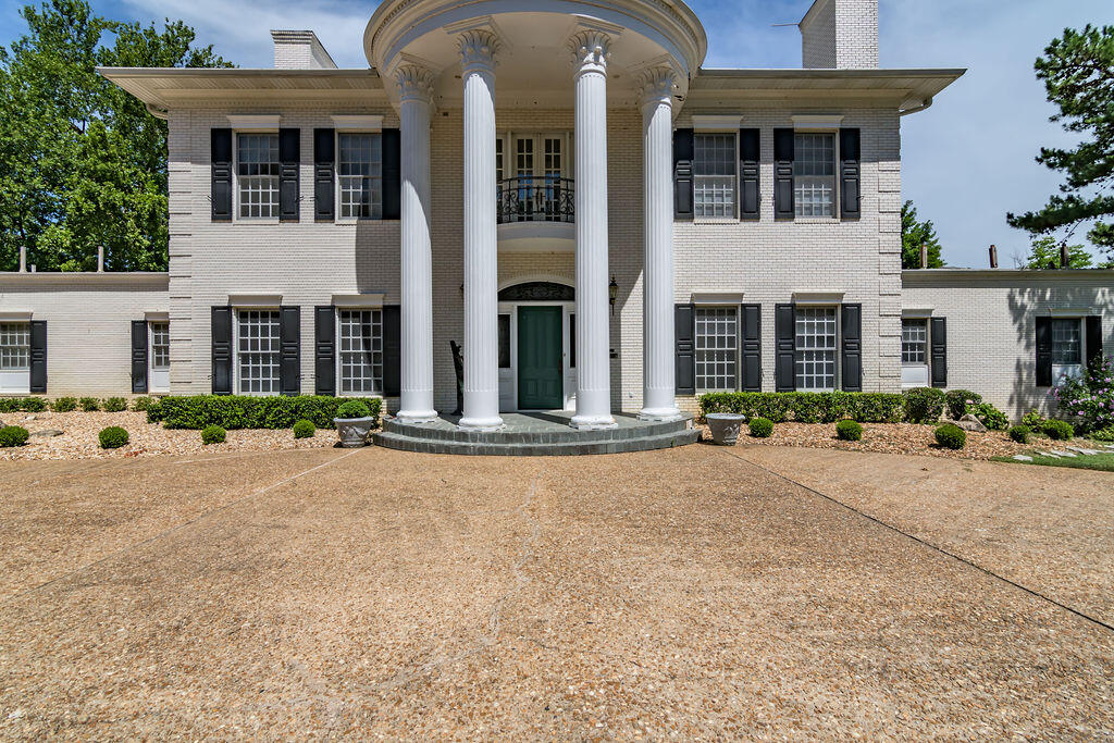 Lakeside - Residential