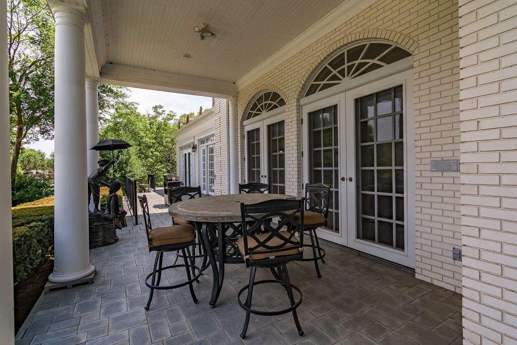 Lakeside - Residential