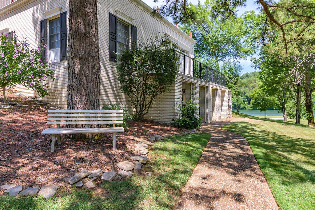 Lakeside - Residential