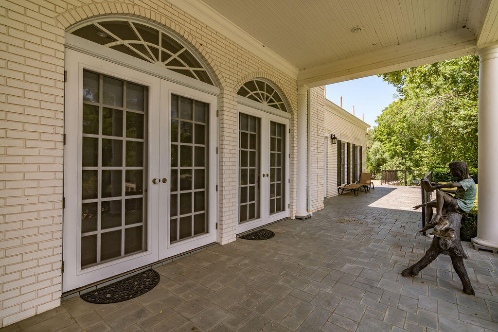 Lakeside - Residential