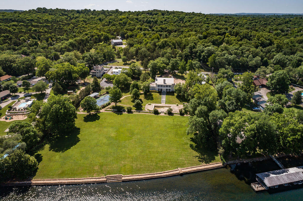 Lakeside - Residential