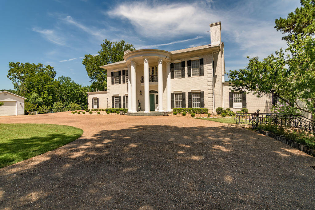Lakeside - Residential