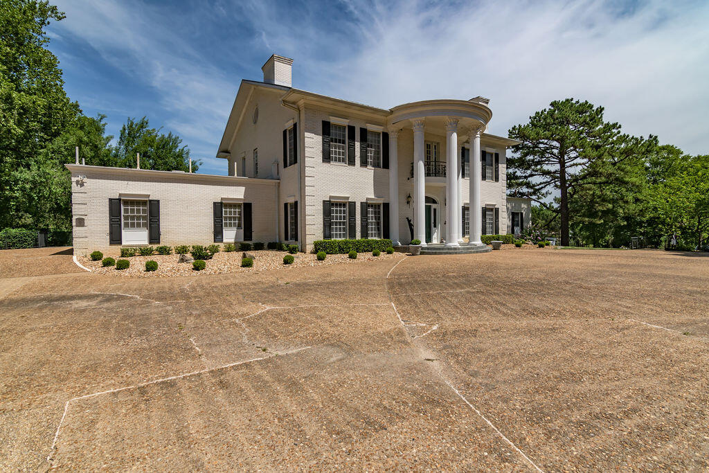 Lakeside - Residential