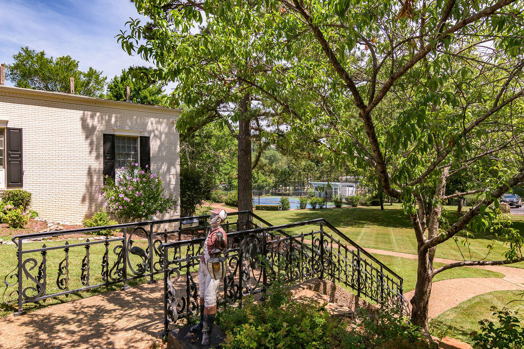 Lakeside - Residential